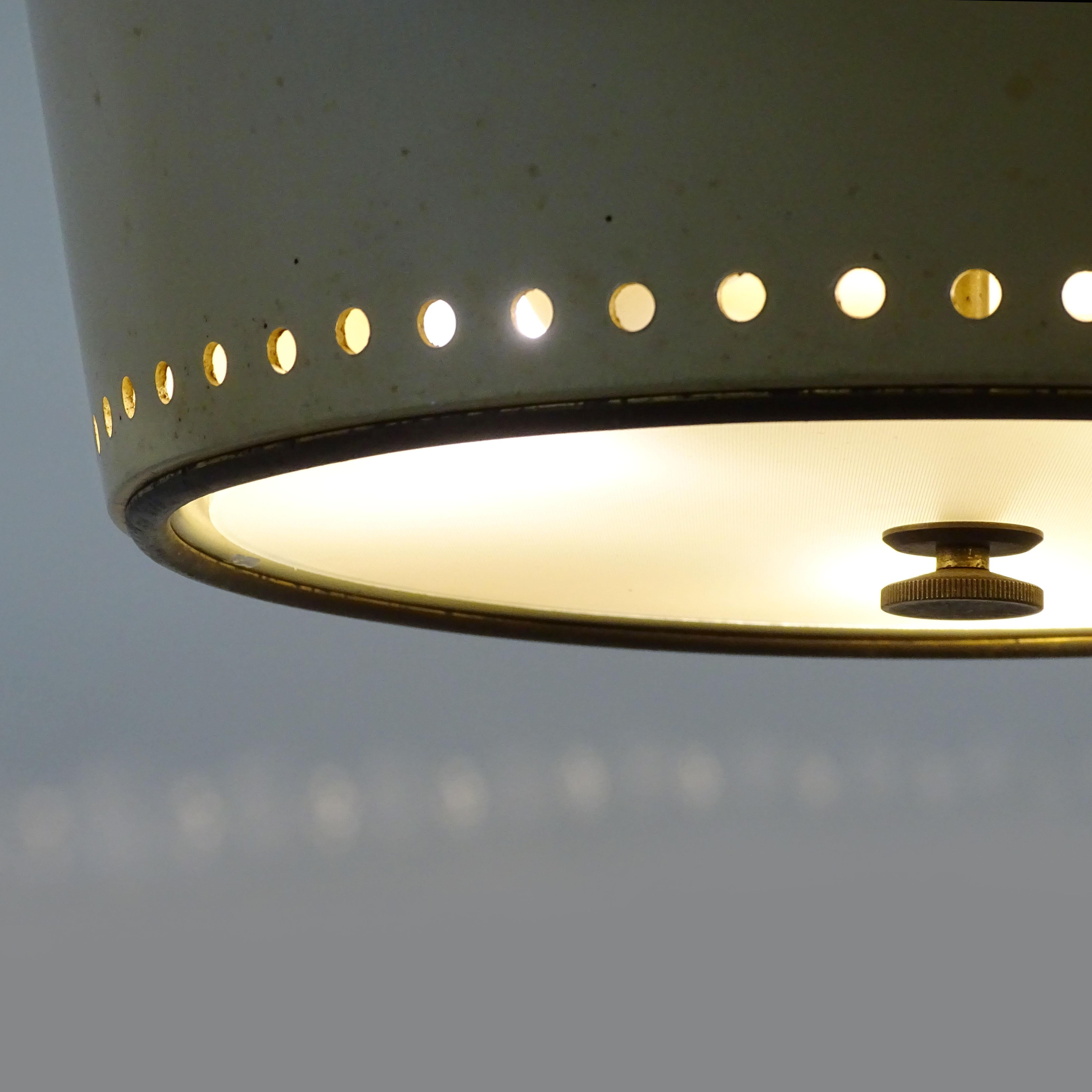 Mid-Century Modern Italian 1940s Brass and Cream Colored Flush Mount Ceiling Lamp For Sale