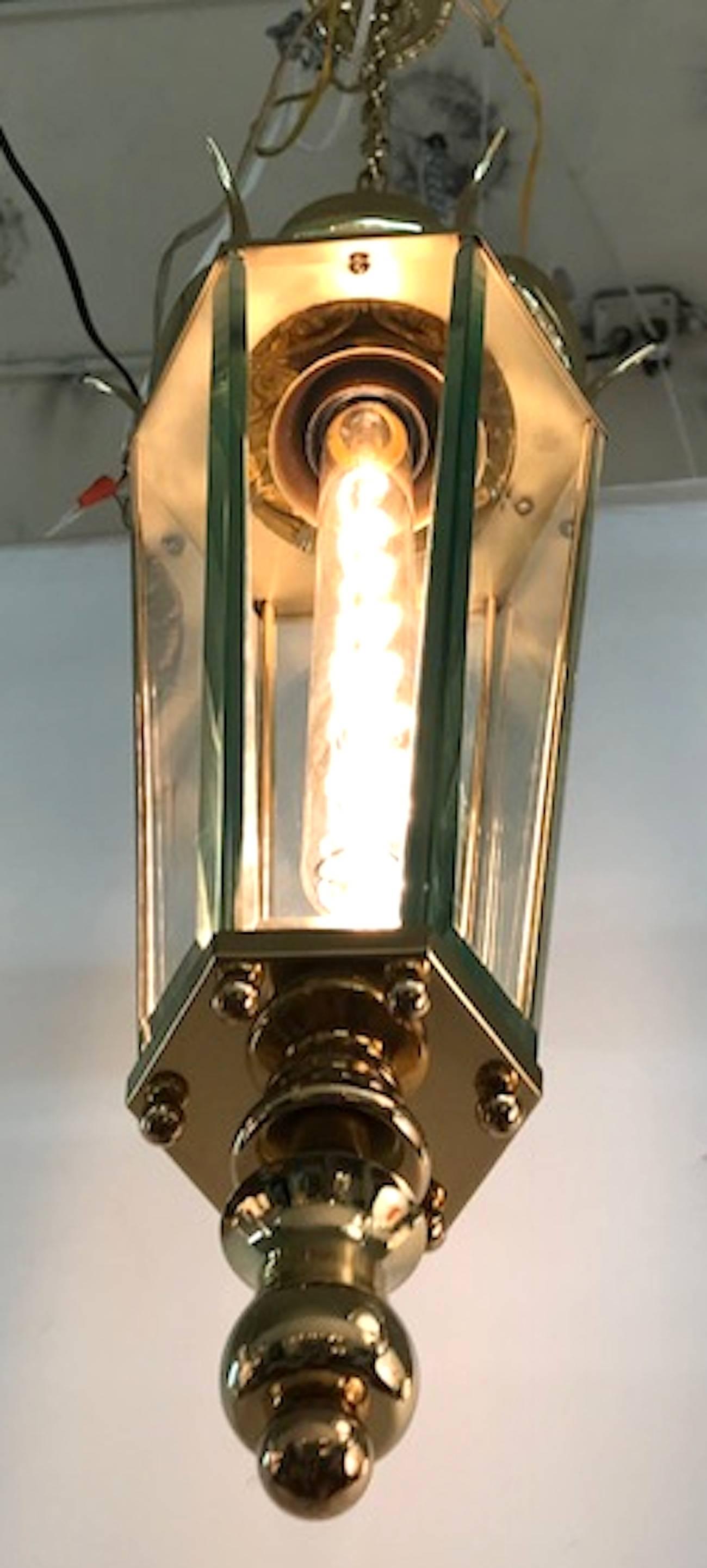 Italian 1940s Brass and Glass 6 Sided Lantern For Sale 5