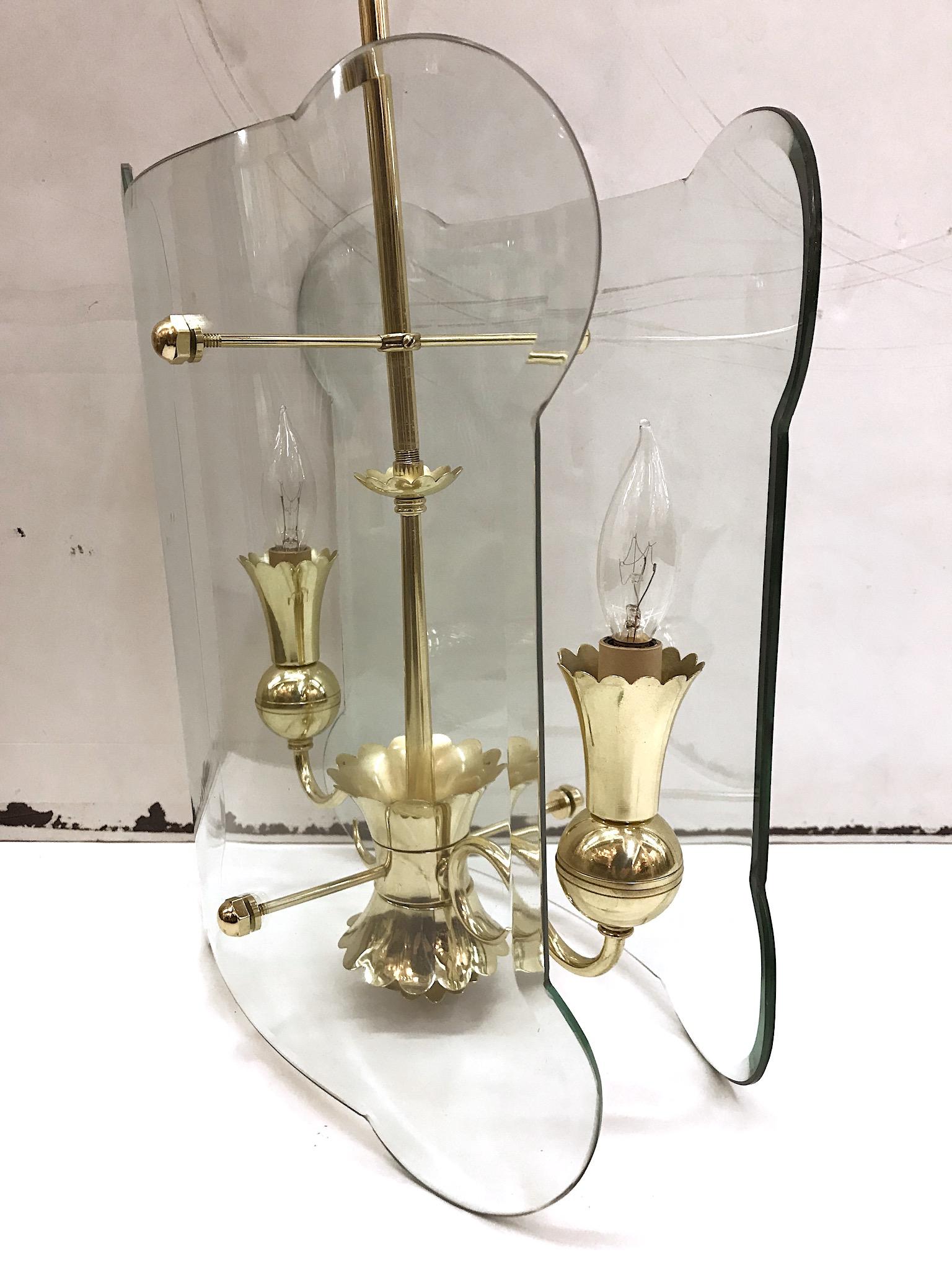 Italian 1940s Brass with Glass Panels Lantern / Pendant Light (Mitte des 20. Jahrhunderts)