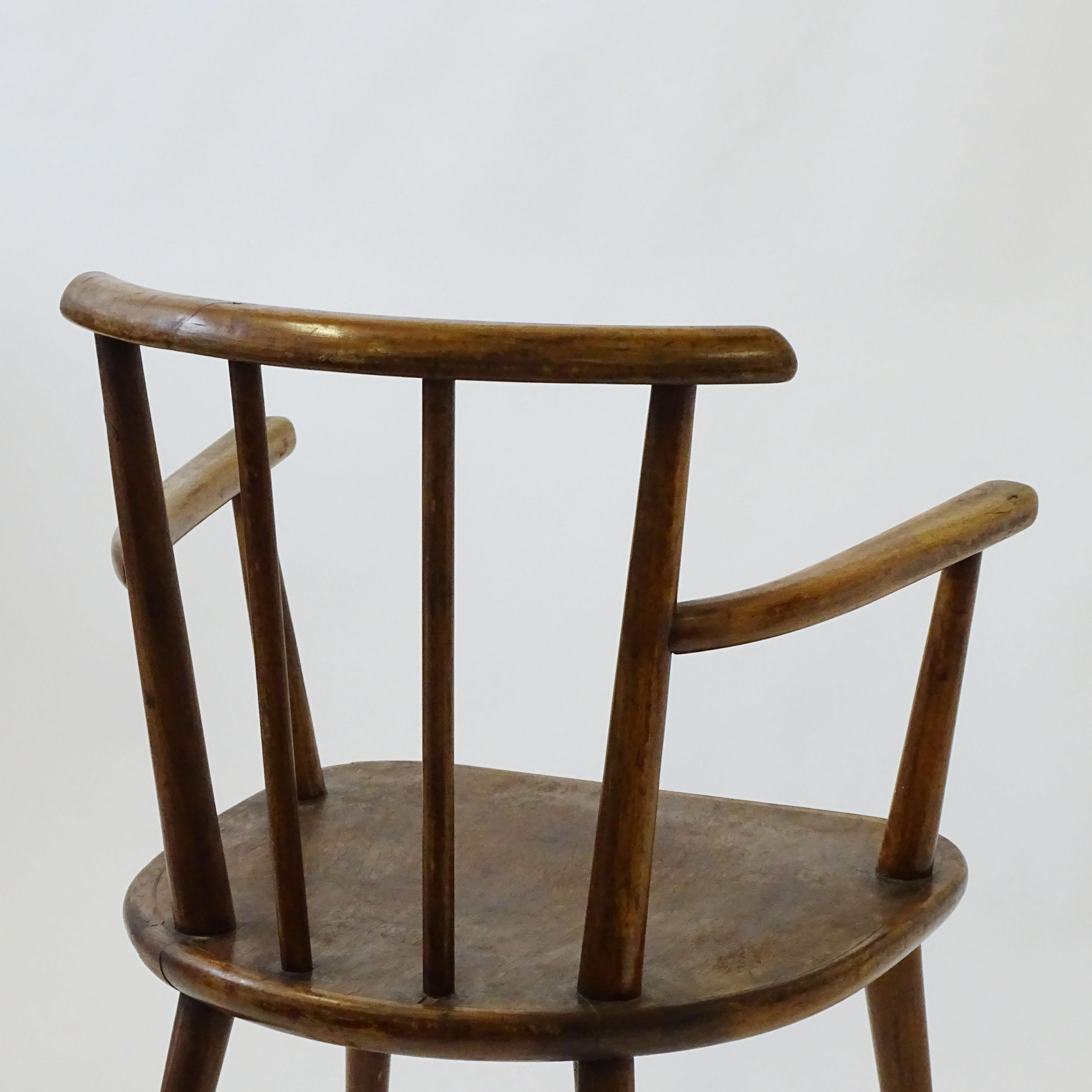 Italian 1940s folk art wood and plywood armchair  In Fair Condition For Sale In Milan, IT
