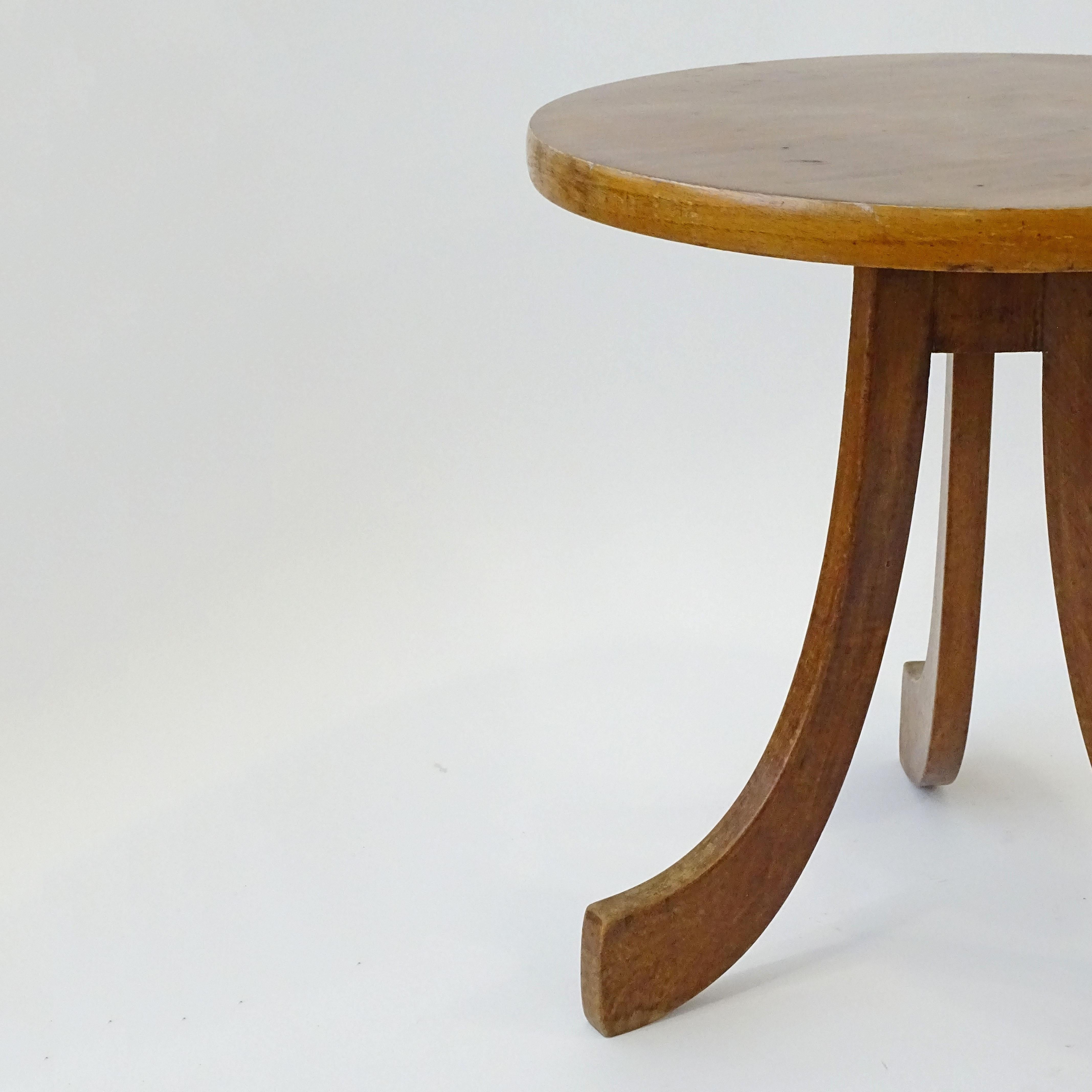 Mid-20th Century Italian 1940s Folk Art Wood Side Table with three Scrolled Legs For Sale