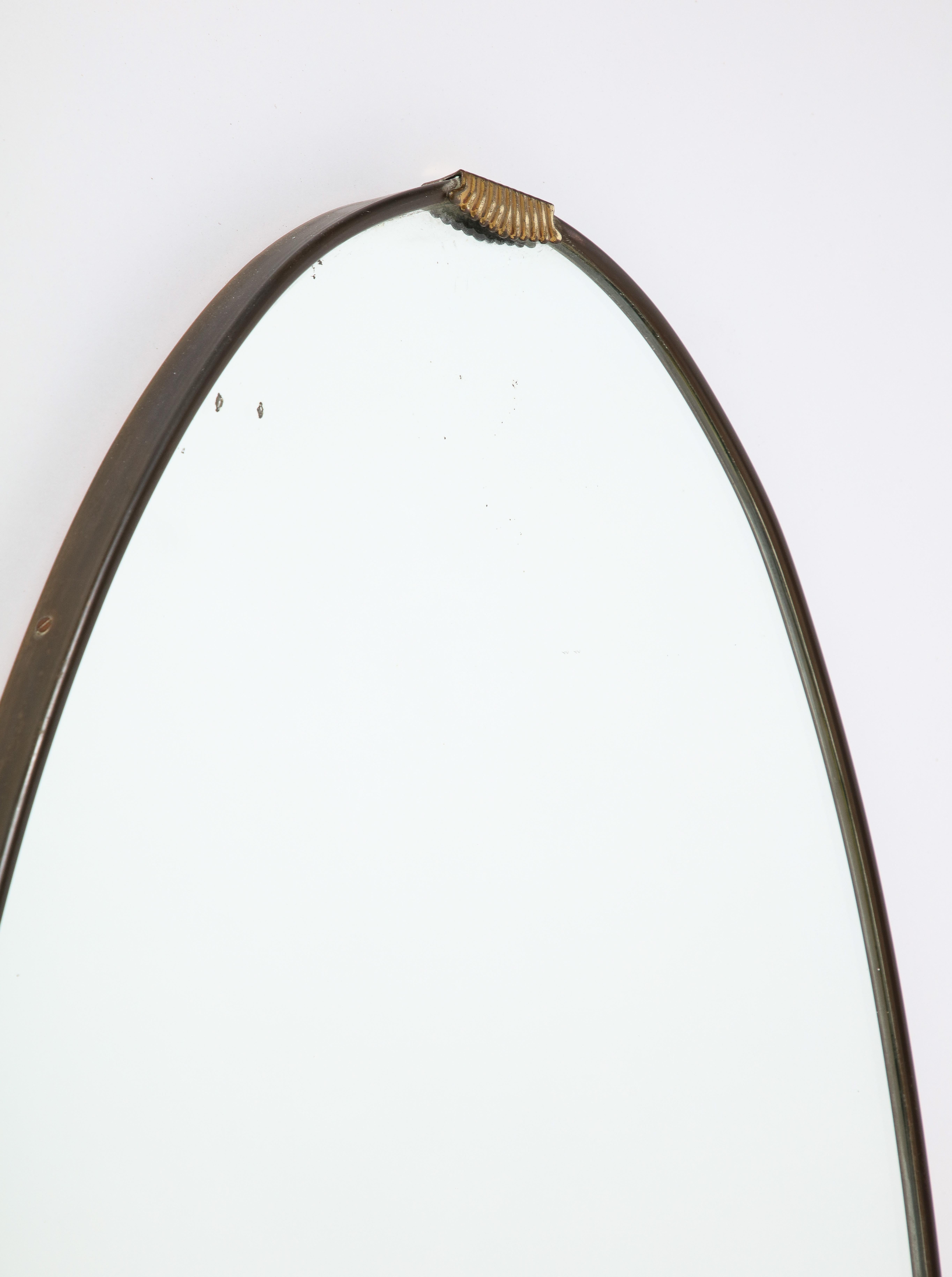 Italian 1940's Grand Scale Oval Mirror with Brass Decoration, circa 1940  For Sale 7