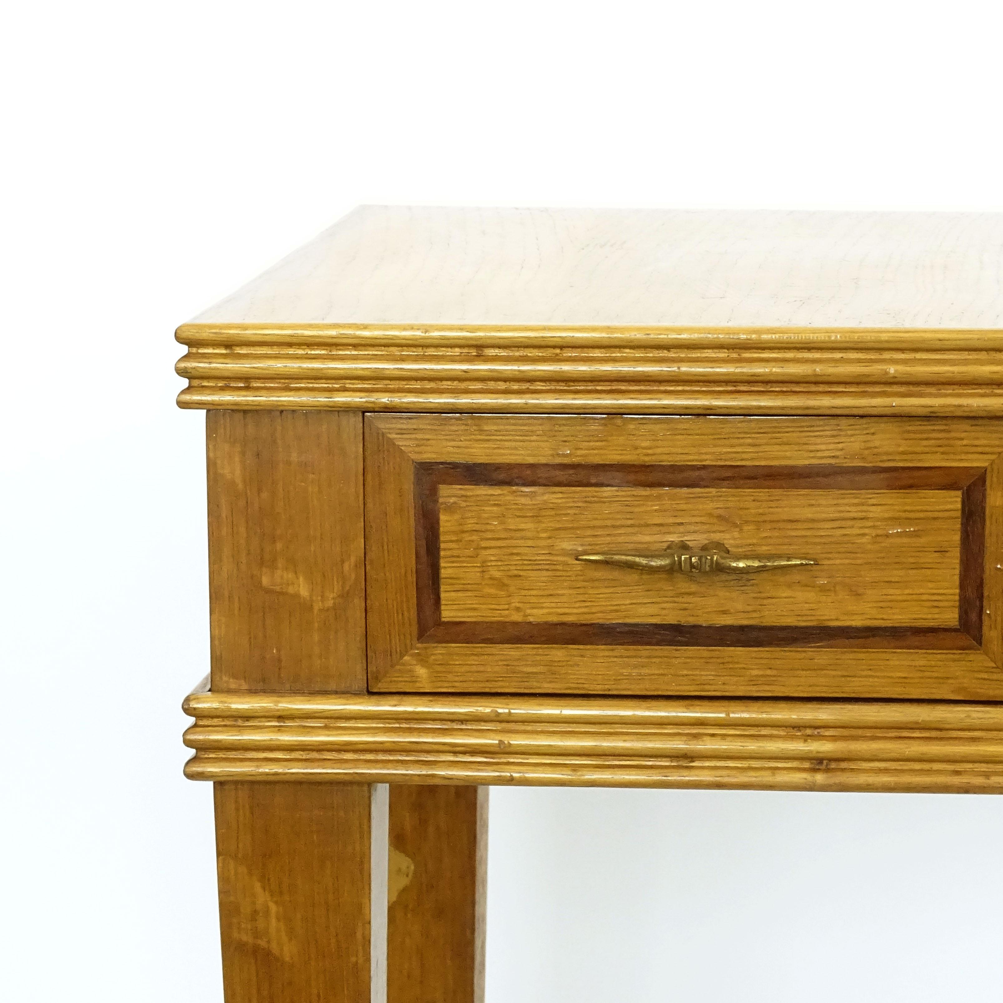 Vanità in legno di Oak del 1940 con due cassetti e specchio.
