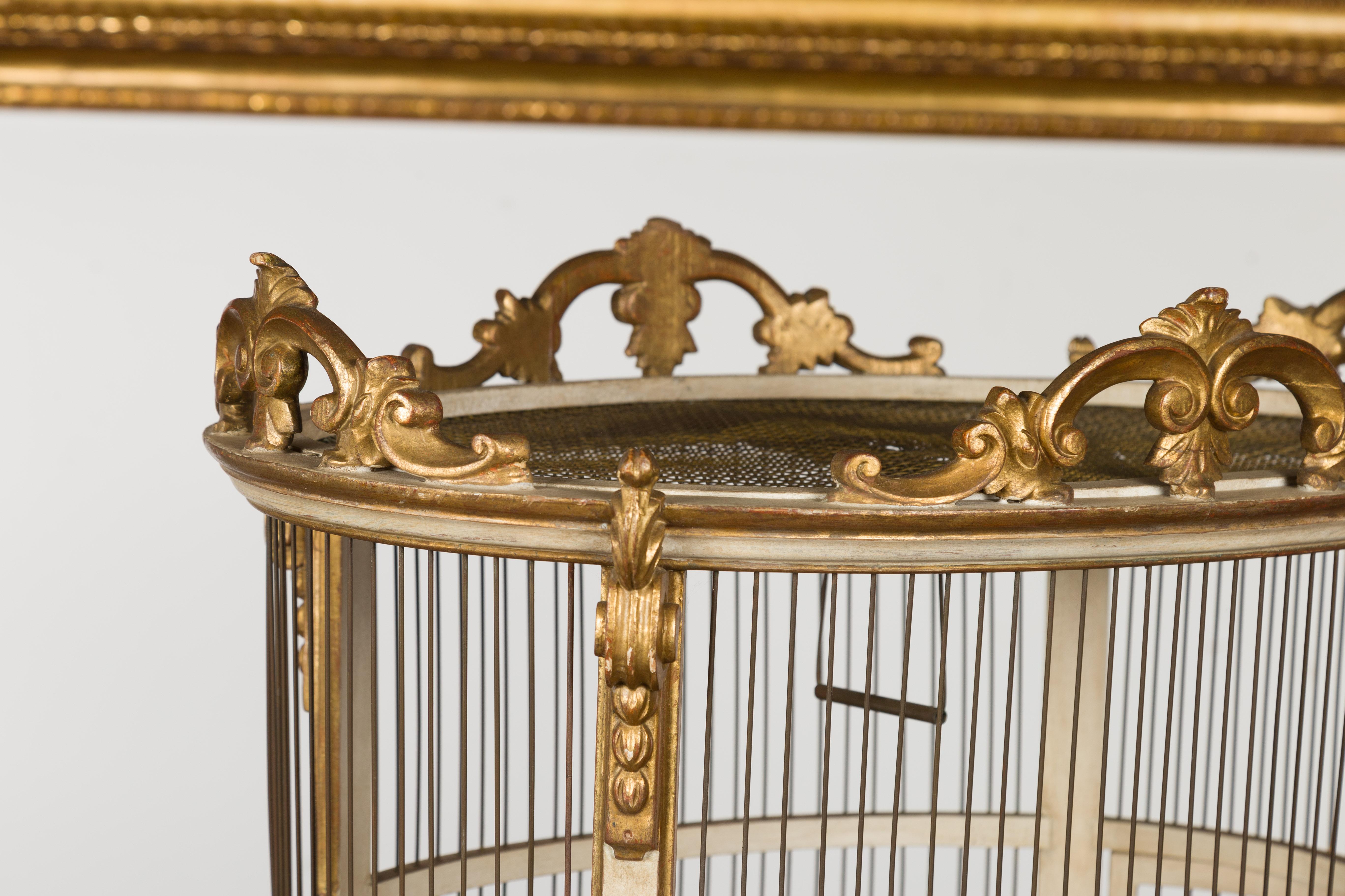 Italian 1940s Rococo Style Oval Birdcage with Gilt and Painted Accents 5