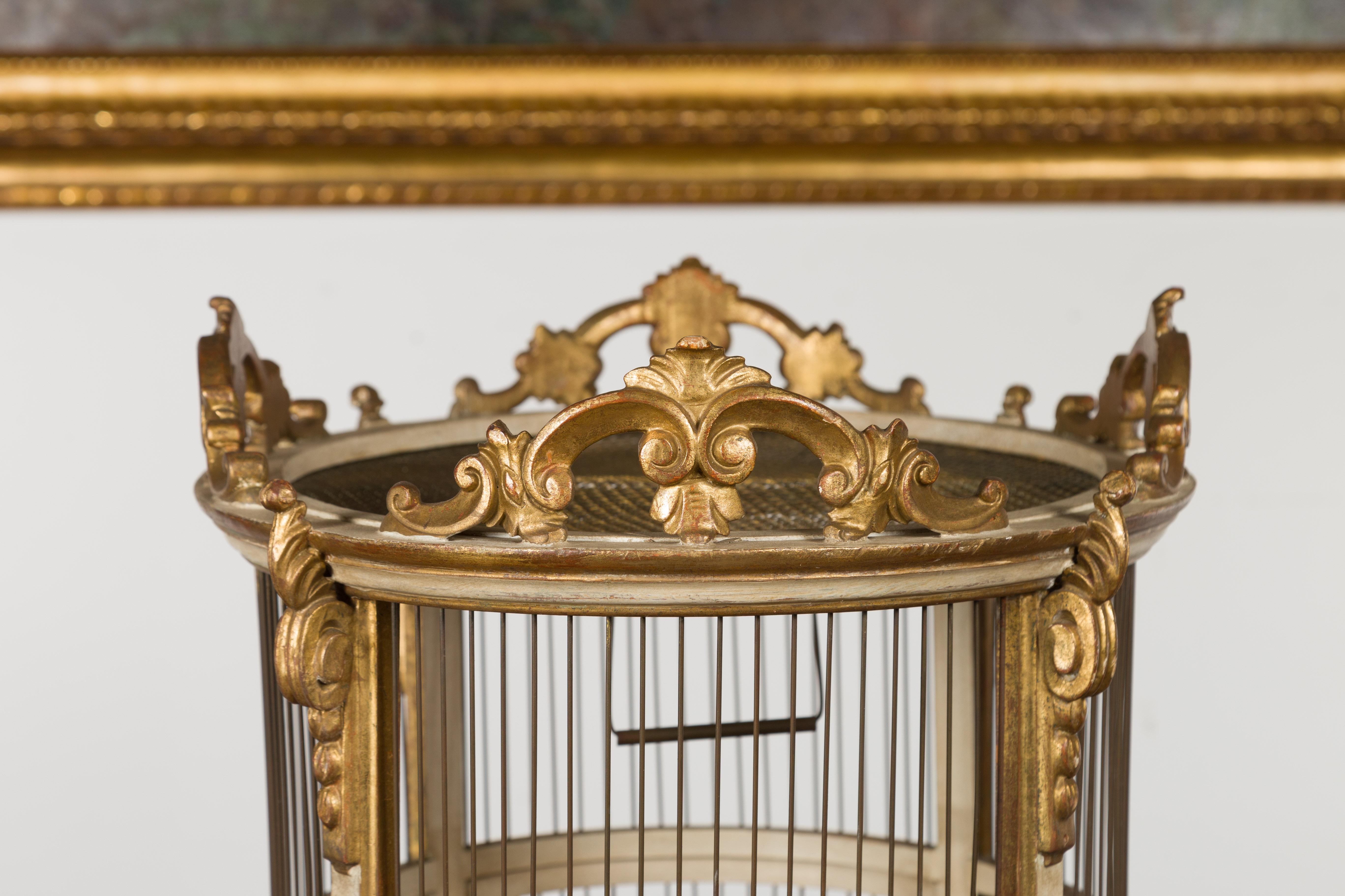 Italian 1940s Rococo Style Oval Birdcage with Gilt and Painted Accents 8