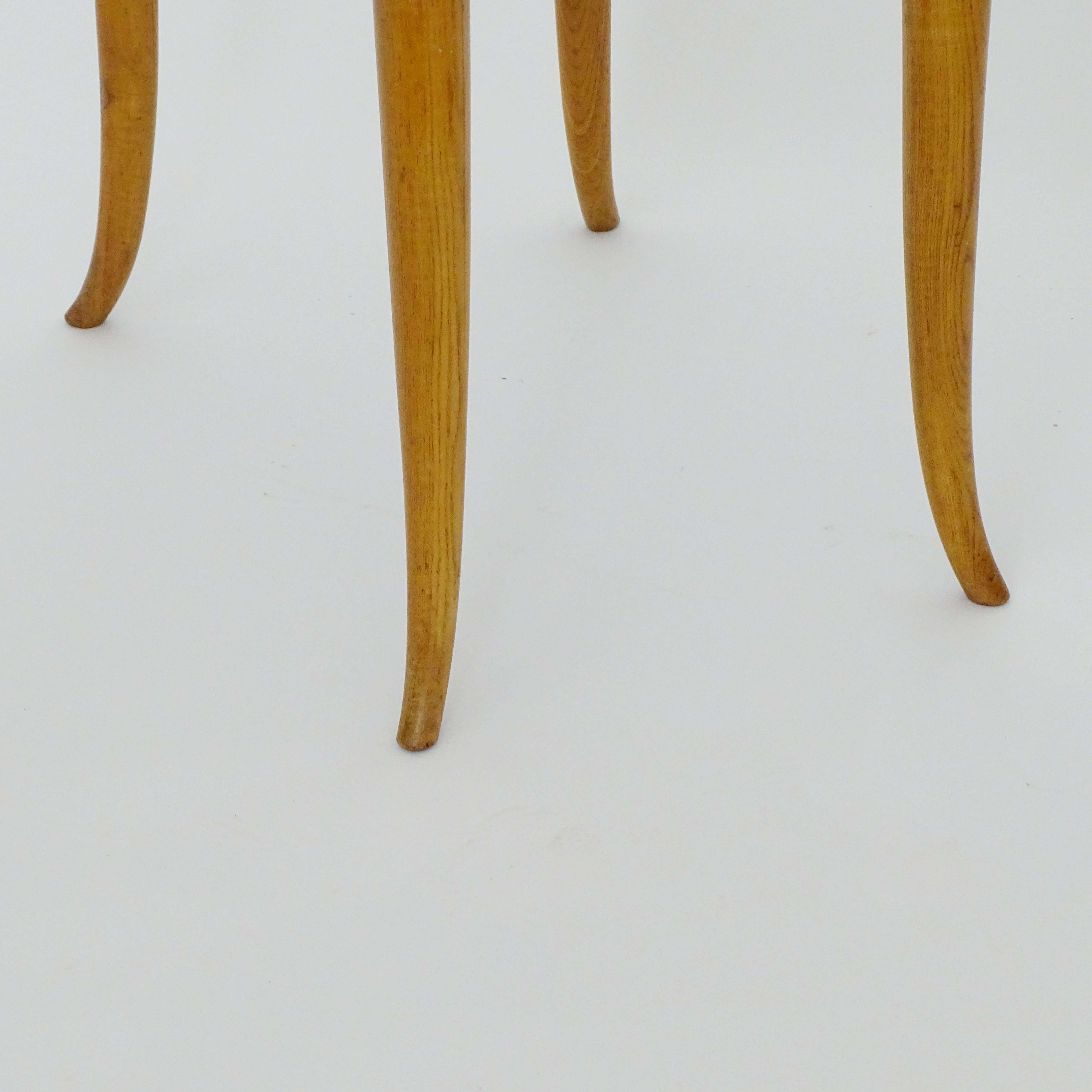 Italiano Sgabello singolo italiano degli anni '40 in due finiture Wood e lino bianco in vendita