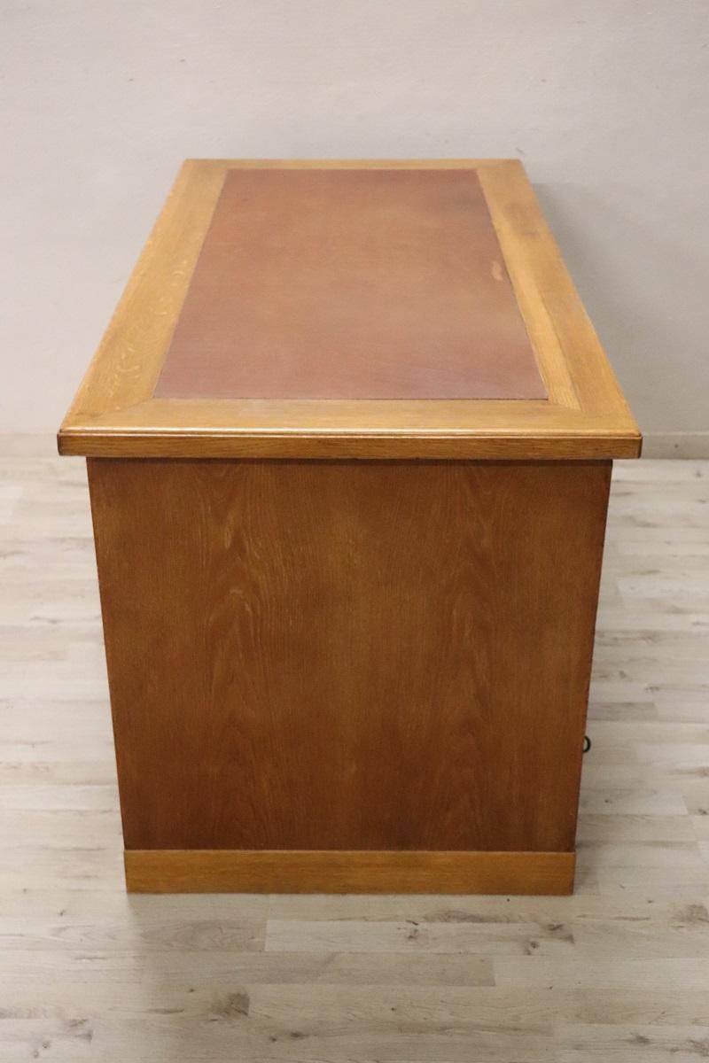 Italian 1940s Solid Oak Wood Writing Desk with Shutter Doors For Sale 9