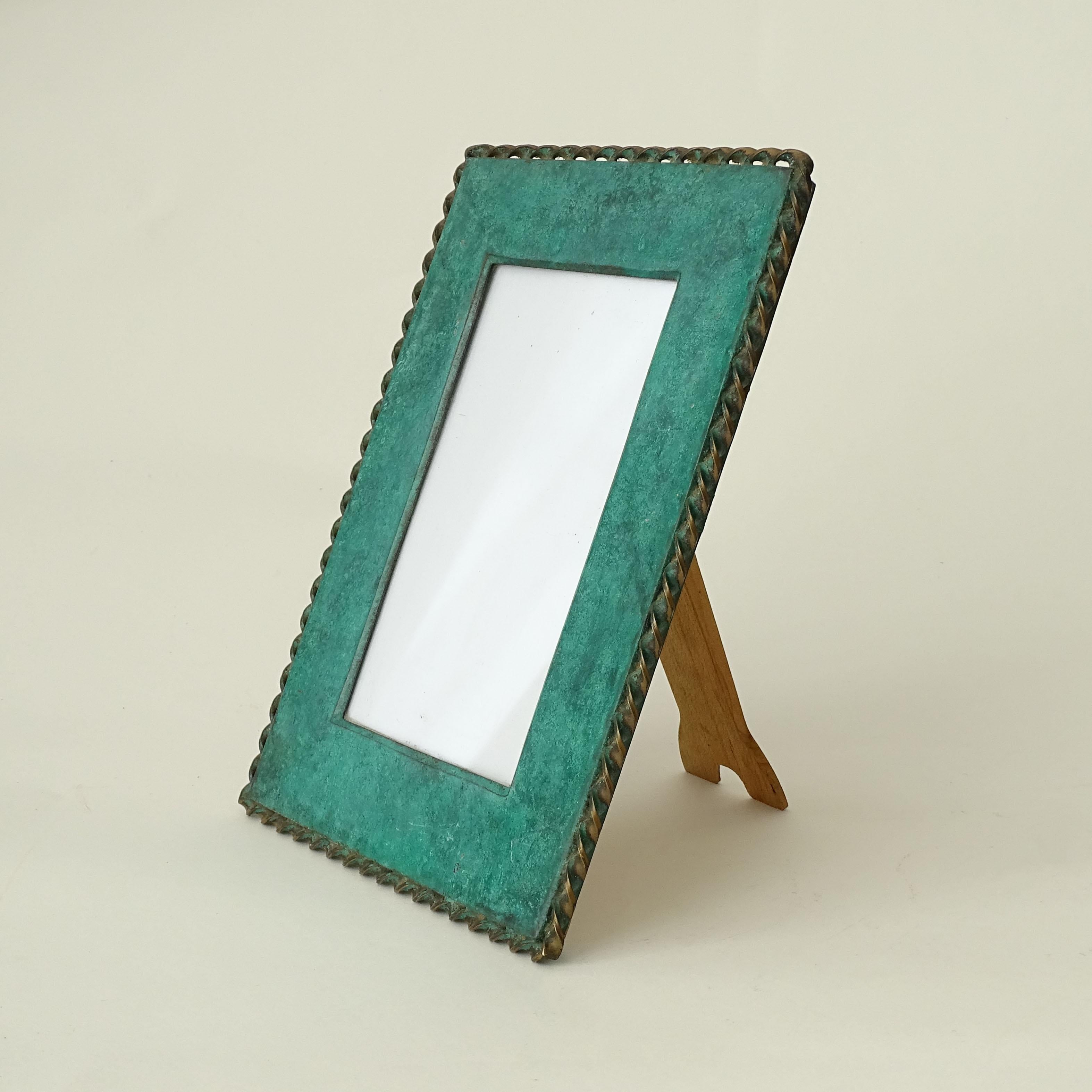 Mid-Century Modern Italian 1940s table green brass picture frame For Sale