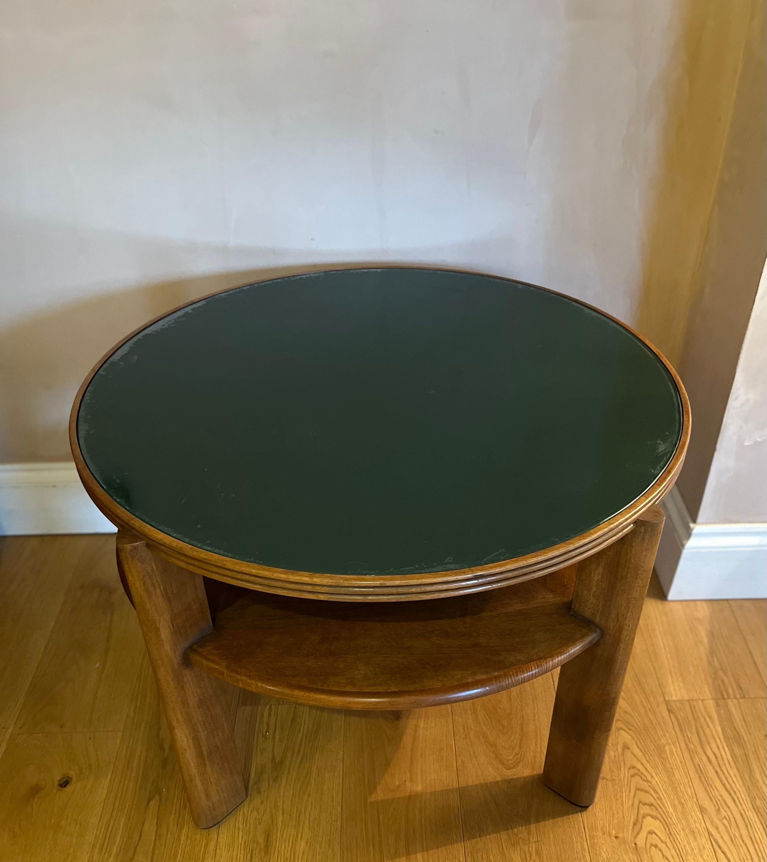 Italian 1940’s two tier side/coffee table with green glass top In Good Condition In London, GB