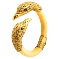 ITALIAN 1950 Eagles Retro Modernist Bracelet 18Kt Yellow Gold And Blue Sapphires
