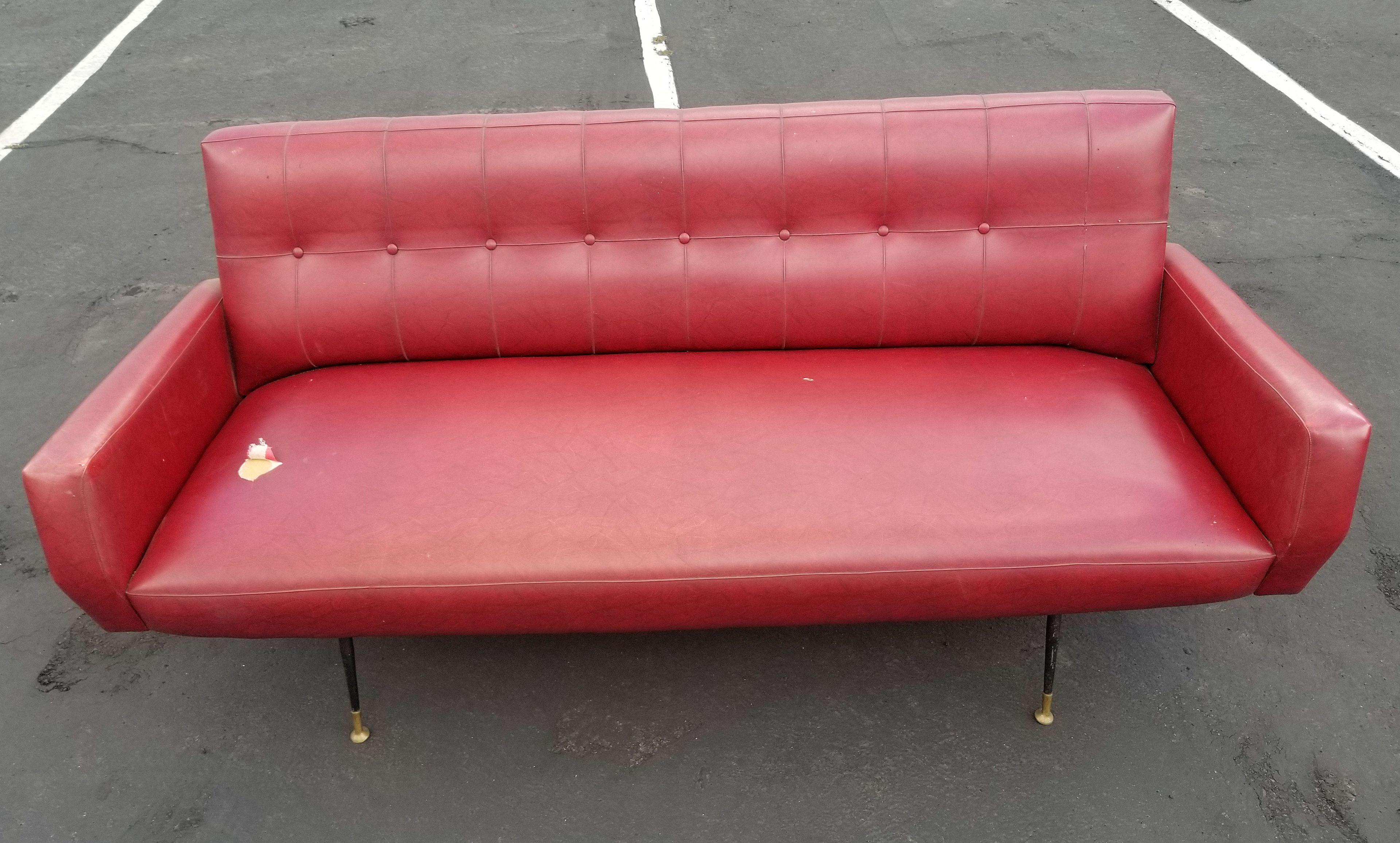Italian sofa ready to be refurbish. We can refinish it in our studio upon request. Sofa is structurally in very good condition metal and brass legs. Frame in very good condition.
Vinyl original upholstery.