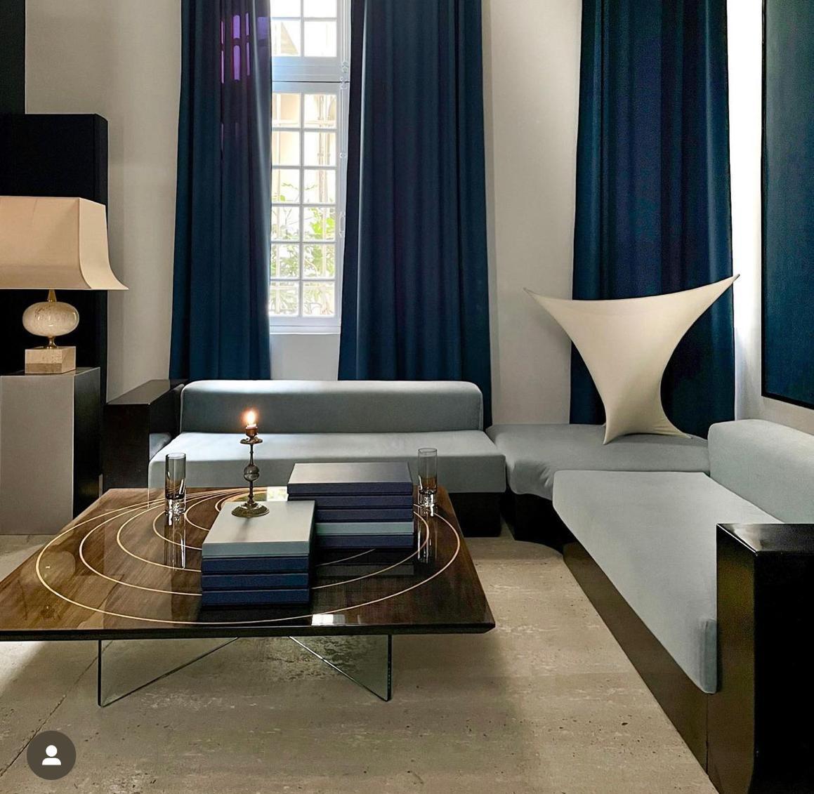 Verre Table basse carrée italienne 1950 en vente