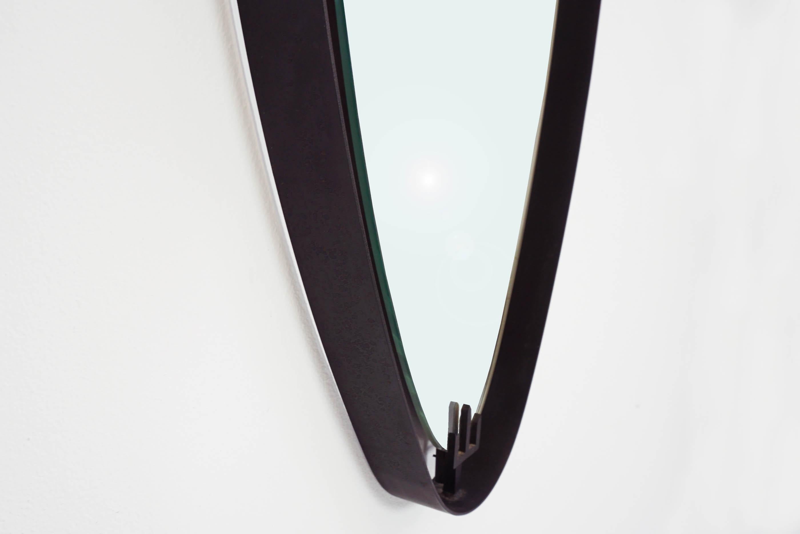 Lacquered Italian 1950 Suspended Oval Wall Mirror with Black Metal Ribbon Clip-On Arrow