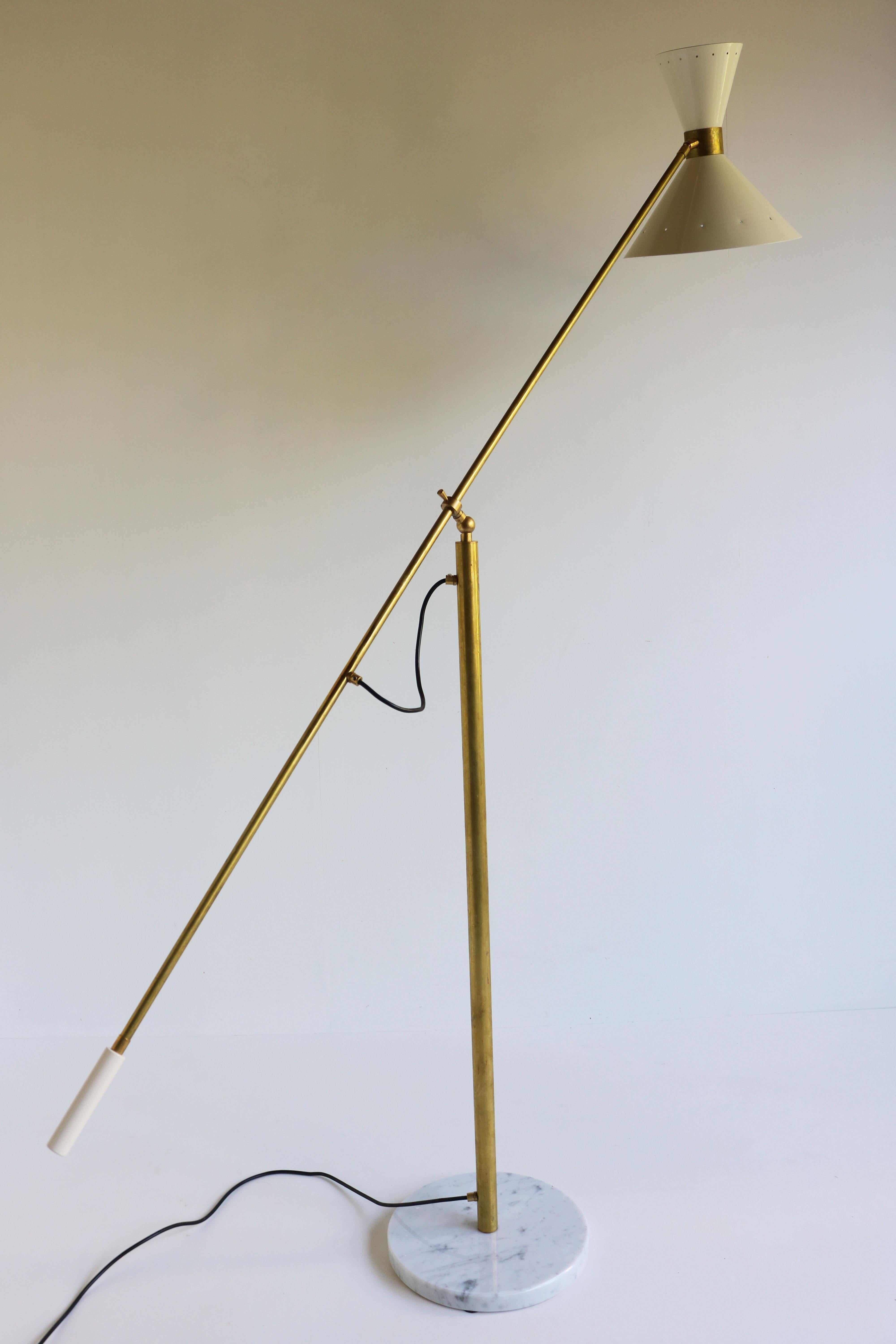 Mid-Century Modern Italian 1950 Vintage Design Floor Lamp Brass with Carrara Marble Stilnovo Style For Sale