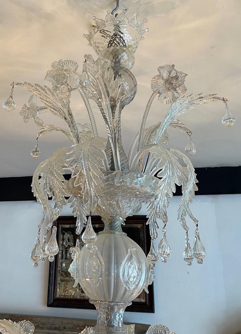Italian 1950s 12 Arm Murano Transparent Glass Chandelier with Pleated Shades For Sale 6