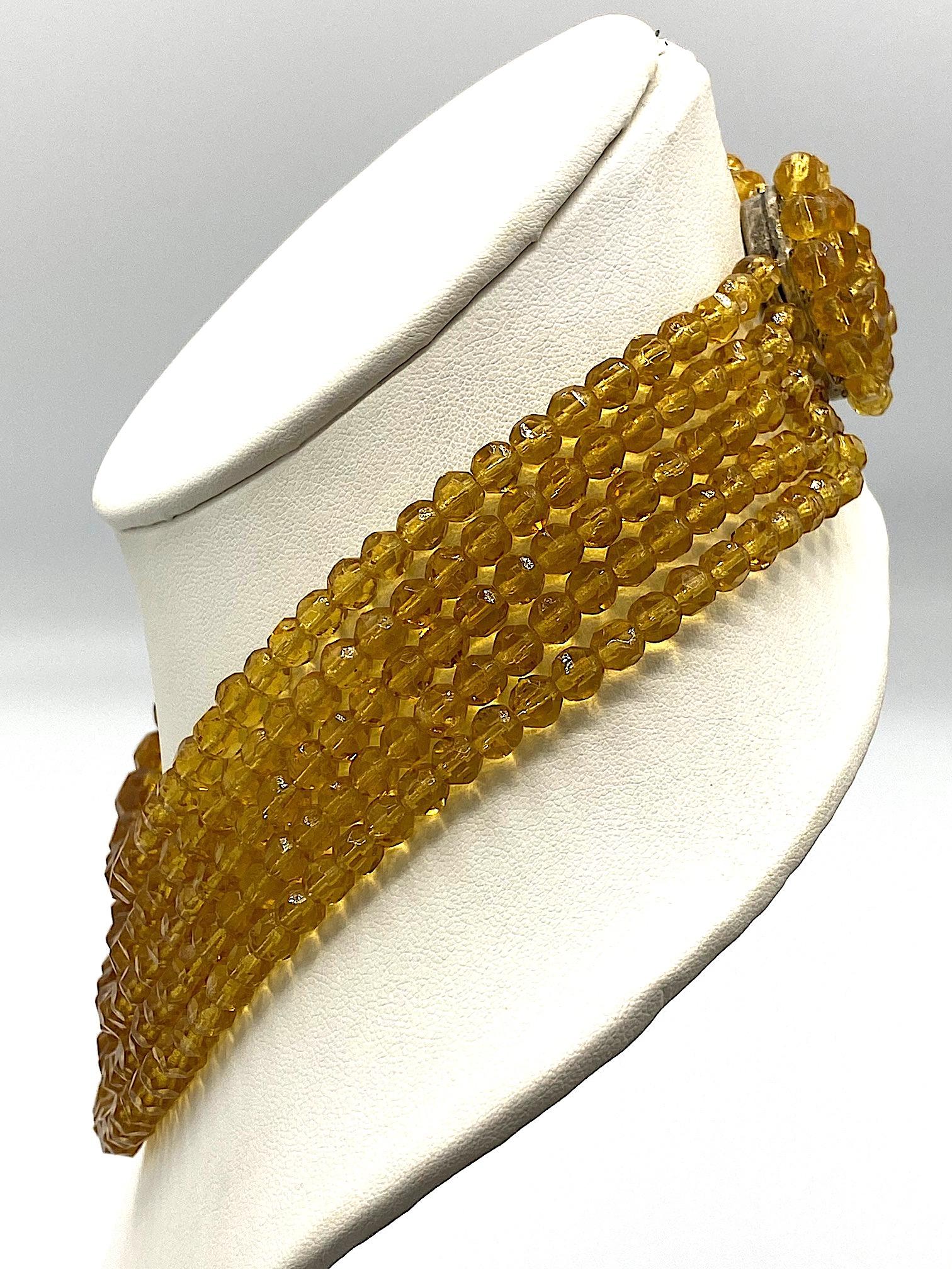 Italienische Bib-Halskette, 1950er Jahre Bernstein Gold Farbe abgestufte Kristall im Angebot 3