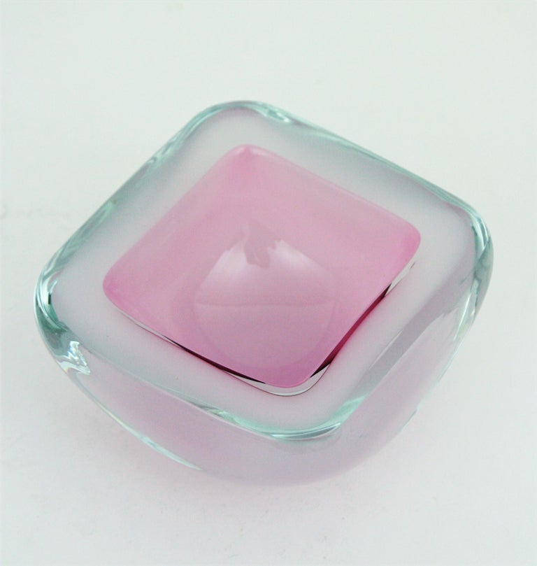 Italian 1950s Archimede Seguso Opal White and Pink Alabastro Geode Glass Bowl For Sale 1