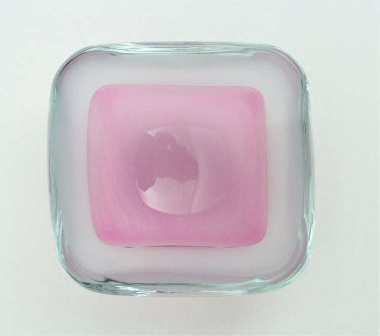 Italian 1950s Archimede Seguso Opal White and Pink Alabastro Geode Glass Bowl For Sale 4