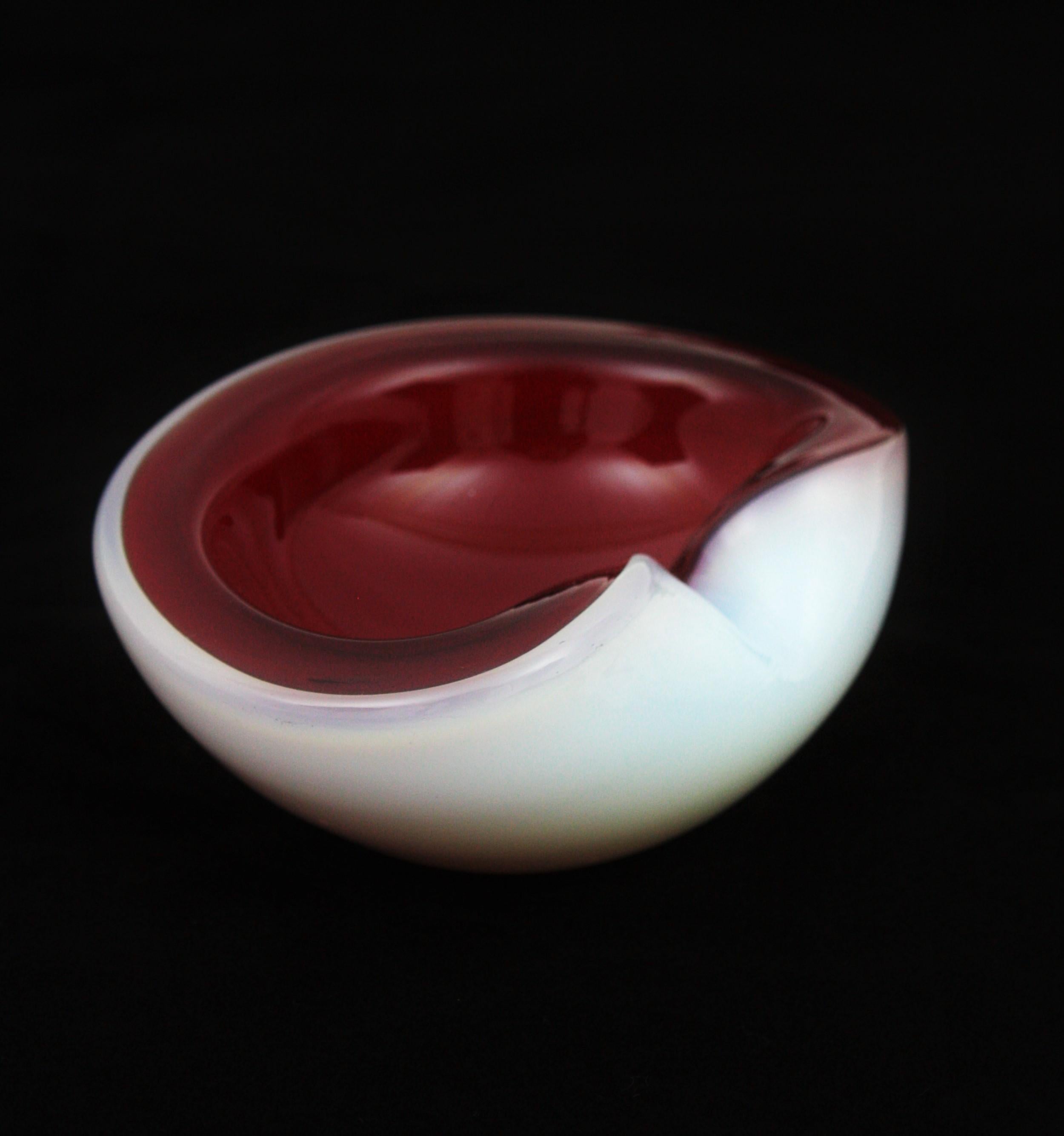 Italian 1950s Archimede Seguso Opal White and Red Alabastro Geode Glass Bowl 7