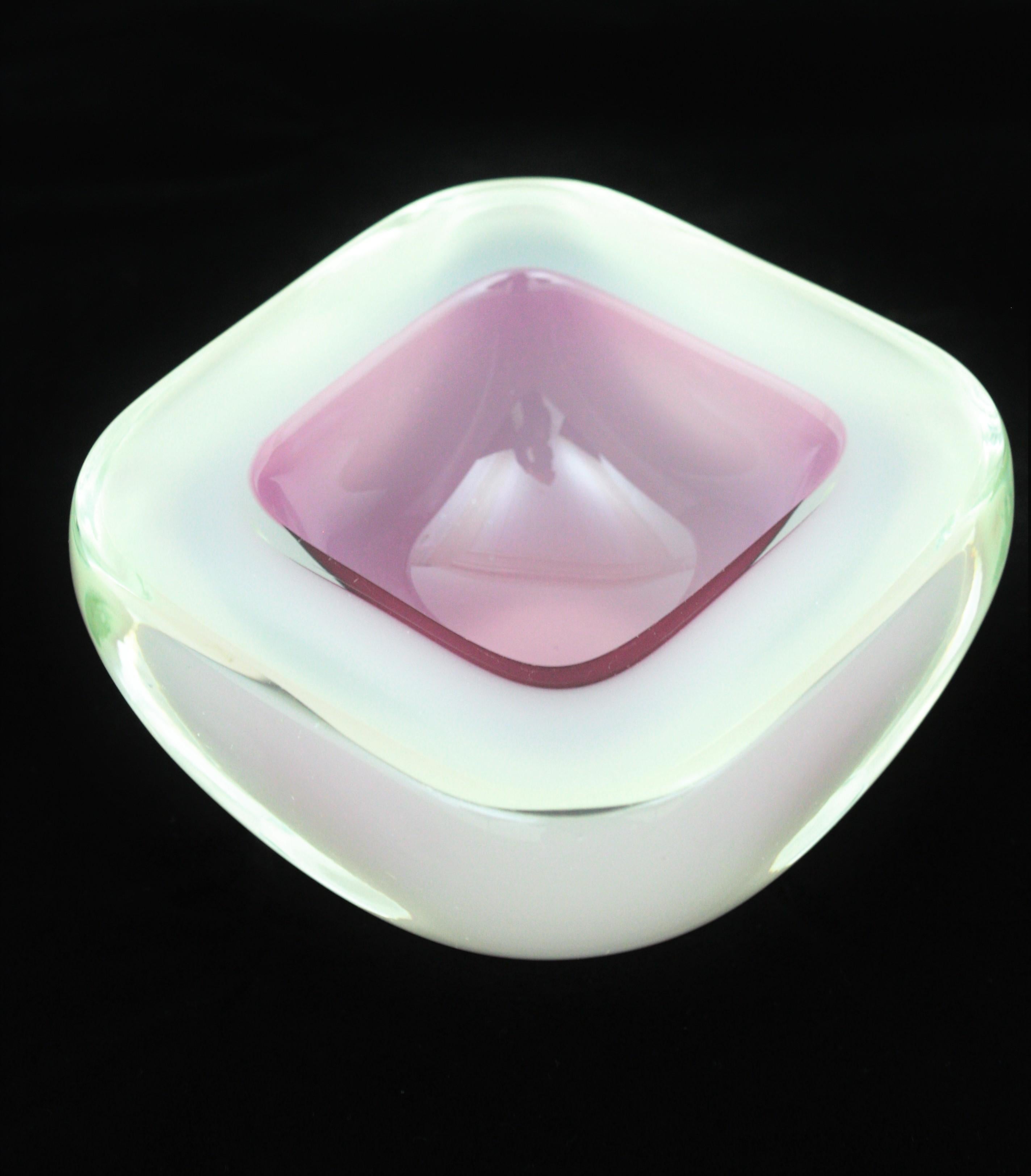 Italian 1950s Archimede Seguso Opal White and Pink Alabastro Geode Glass Bowl 4