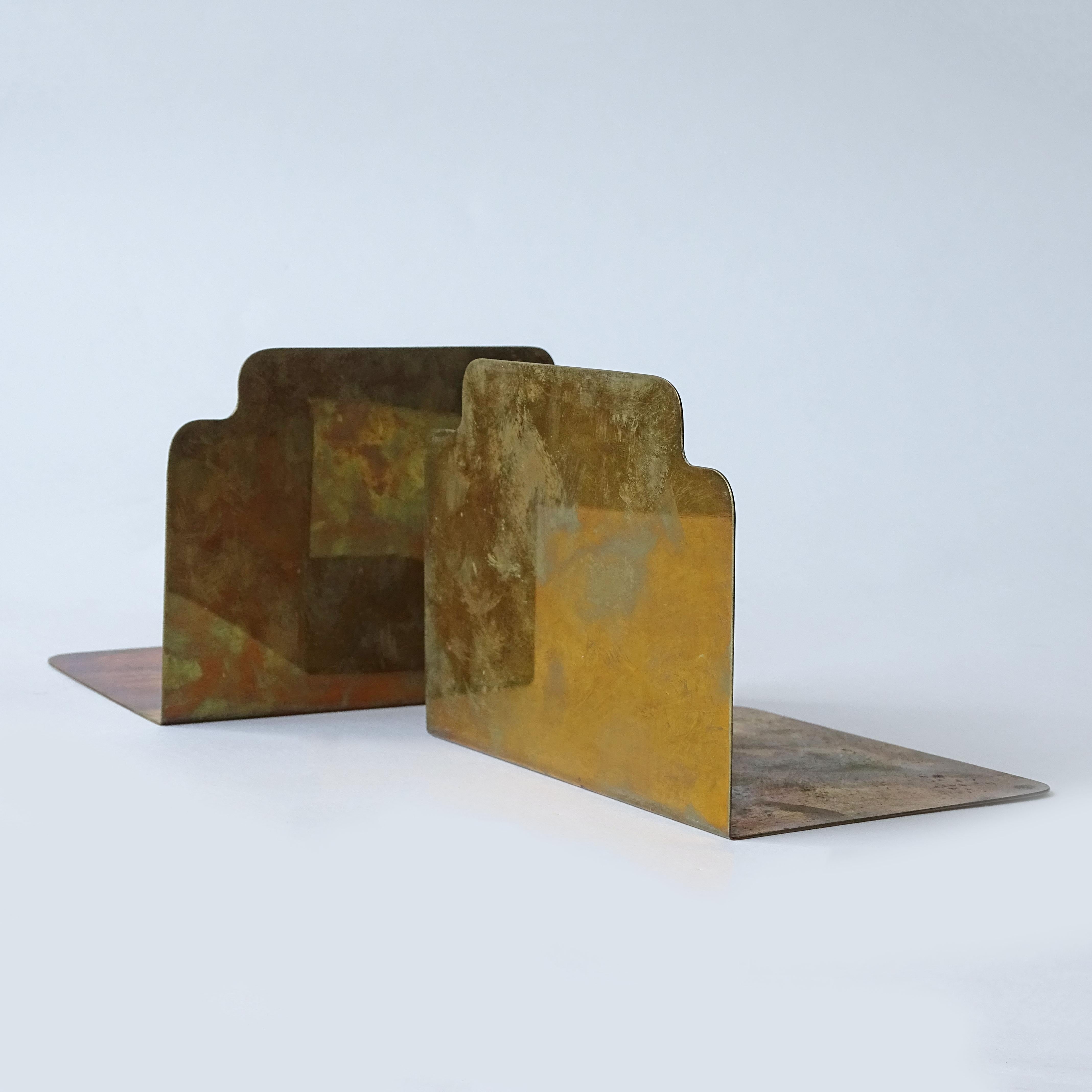 Italian 1950s Architectural Brass Bookends in the style of Ignazio Gardella.