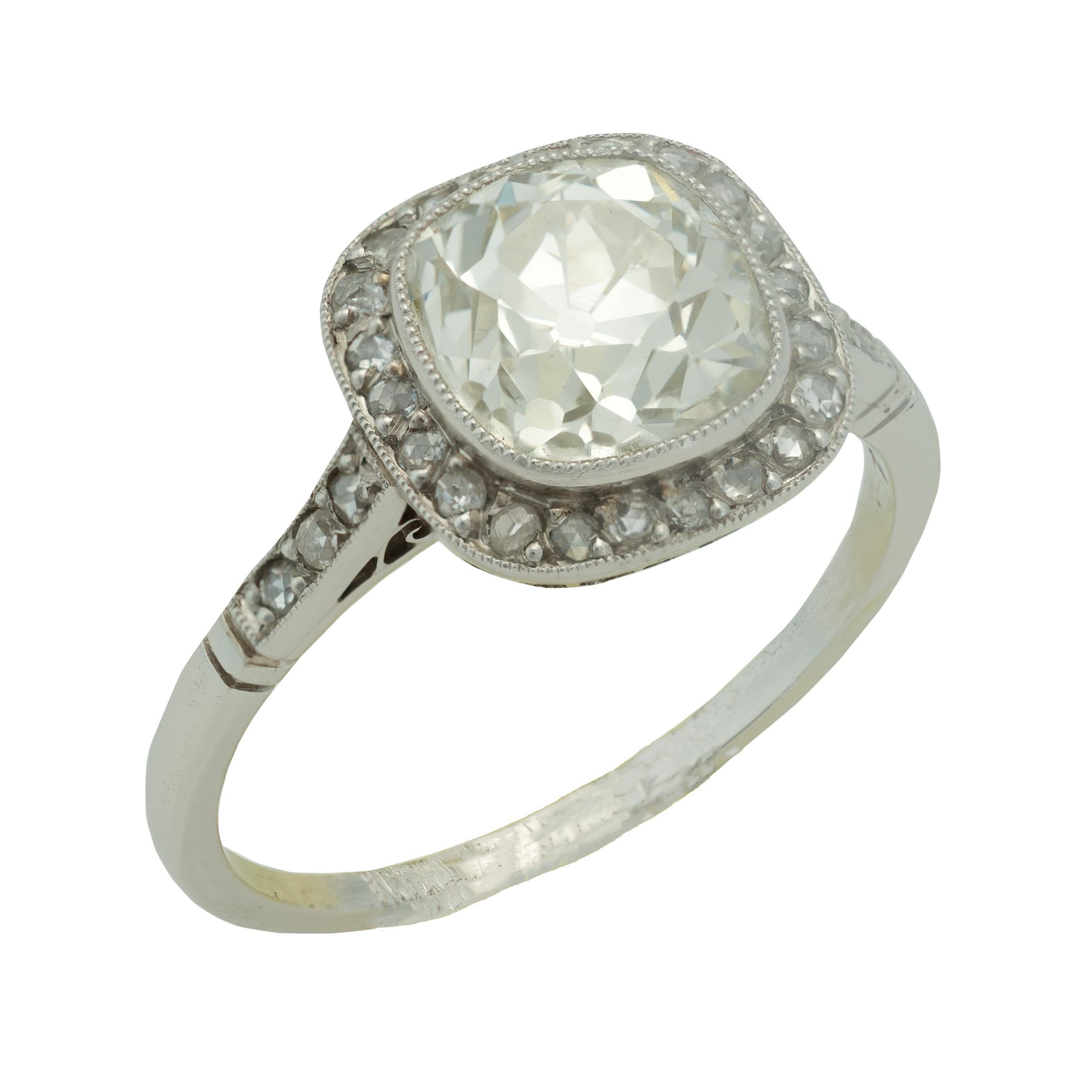 Italian 1950s Art Deco Revival 2.64 Carat Cushion Cut Diamond Ring in Platinum In Good Condition In Miami, FL