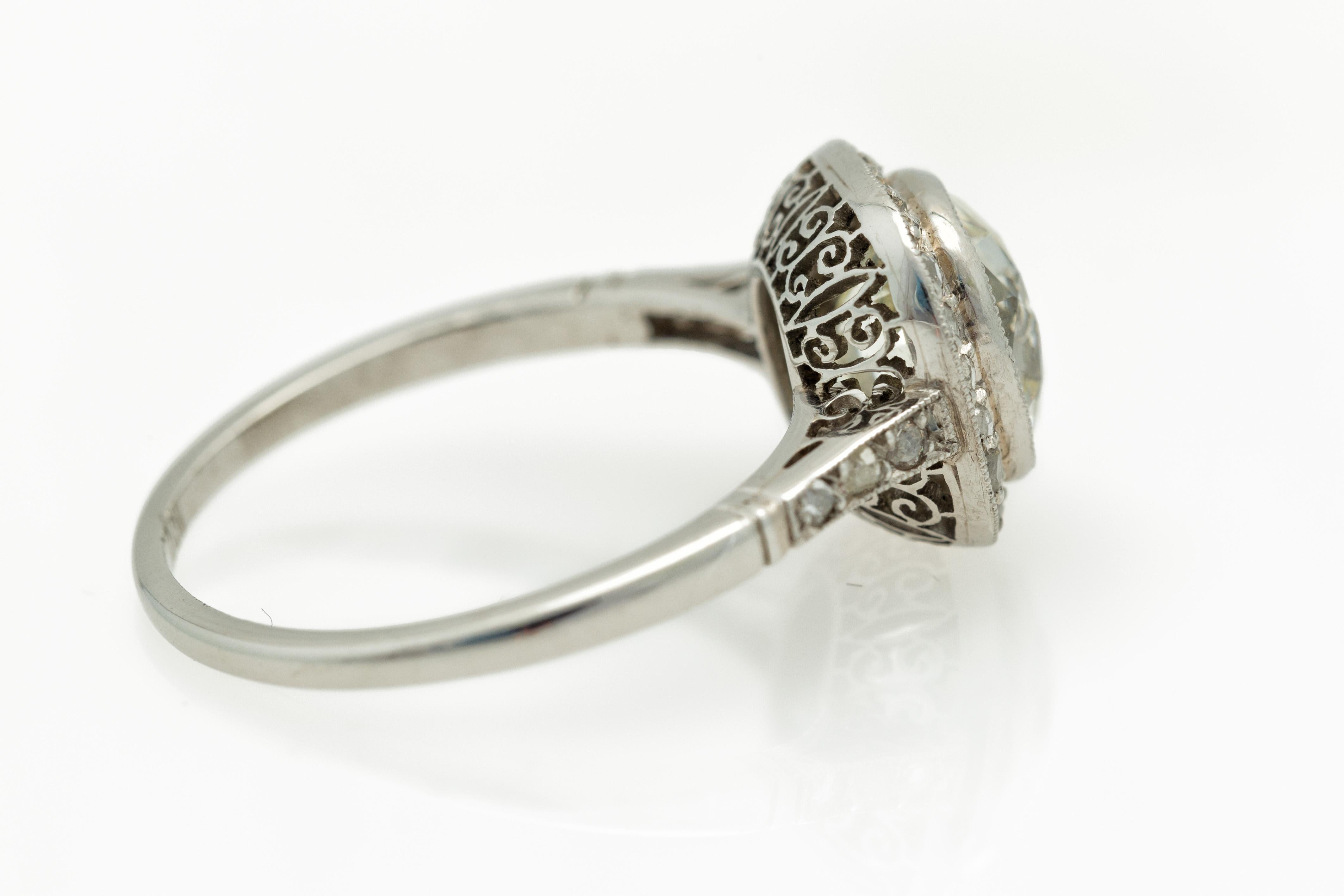 Italian 1950s Art Deco Revival 2.64 Carat Cushion Cut Diamond Ring in Platinum 3