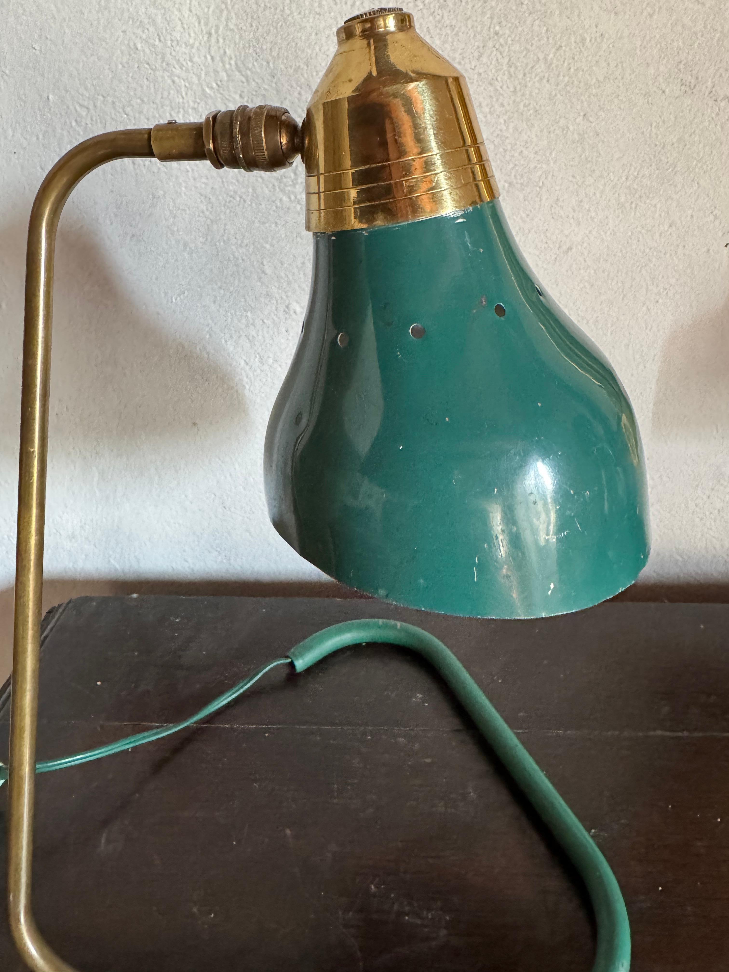 Italian 1950’s articulating desk lamp For Sale 2