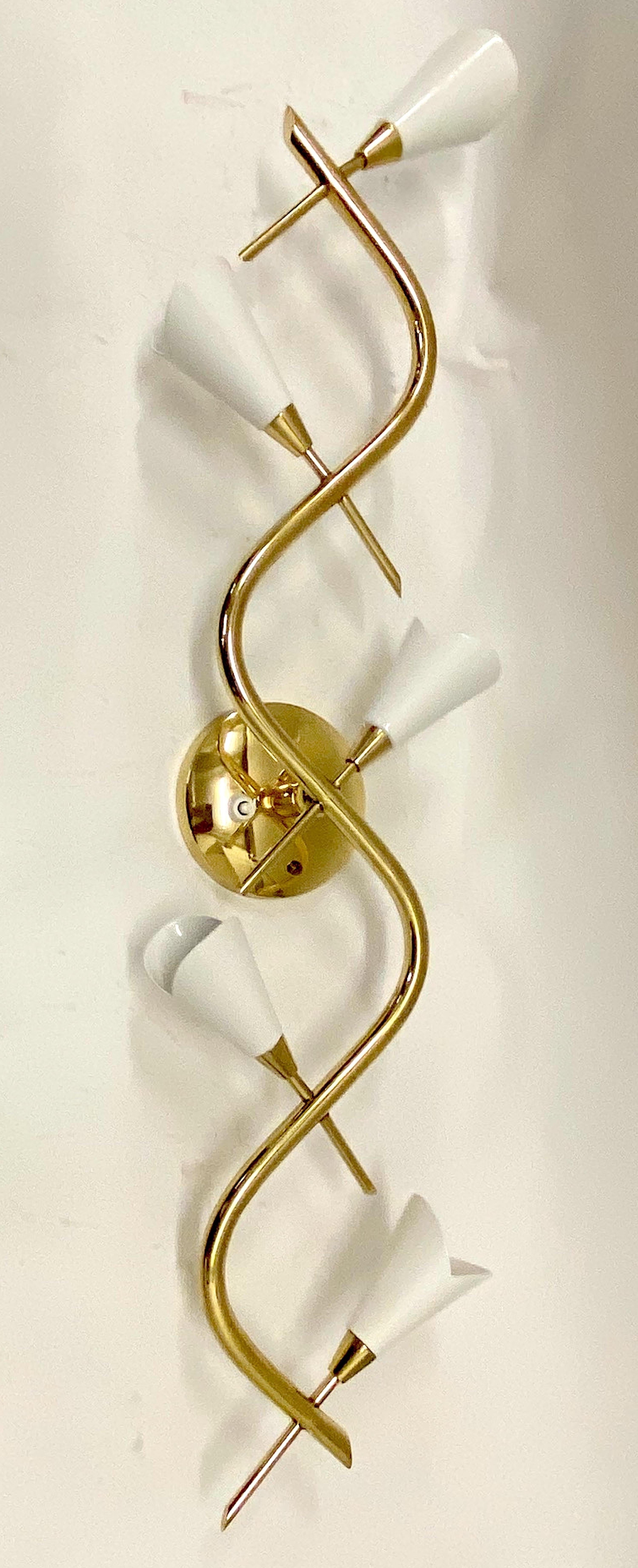 Italian 1950s Brass and White Enamel 5 Light Sconce / Wall Light For Sale 2