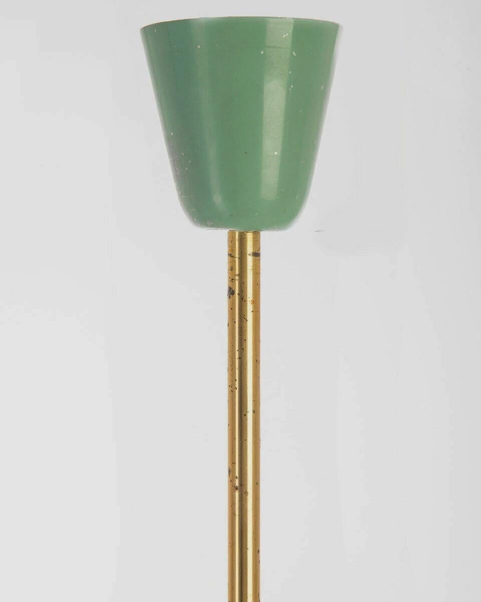 Stilnovo 1950s Messing und grün emailliertes Metall Kronleuchter mit Glasschirmen im Angebot 3