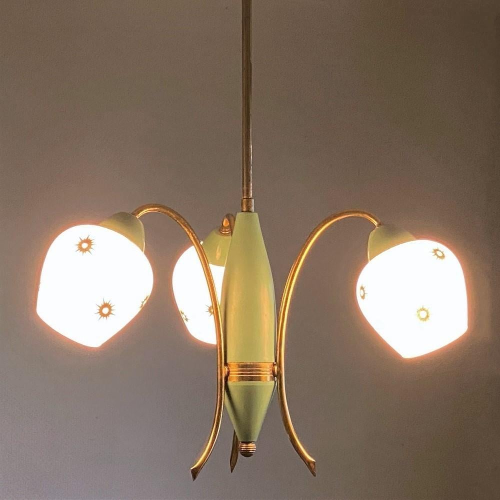 Stilnovo 1950s Brass and Green Enameled Metal Chandelier with Glass Shades For Sale 4