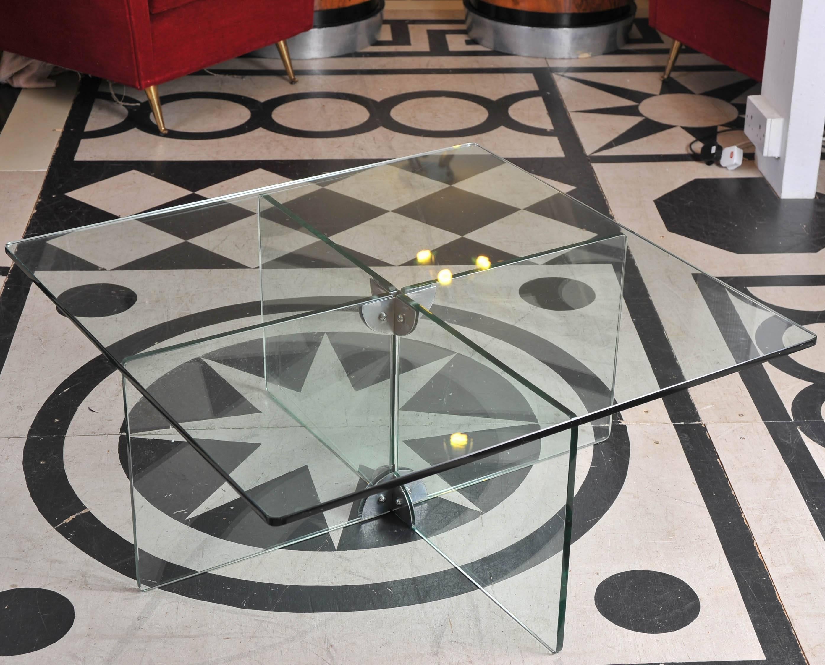 Italian 1950s Crystal Coffee Table by Luigi Massoni In Excellent Condition For Sale In London, GB