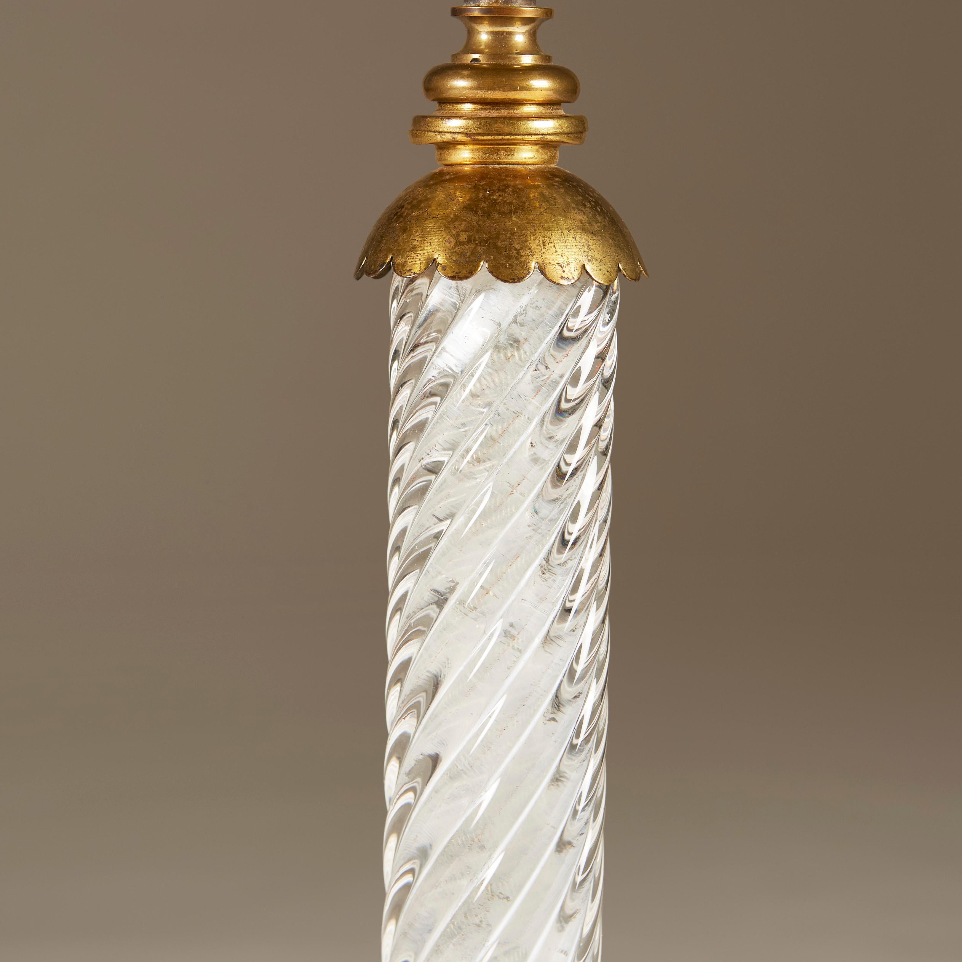 Italienische dekorative Murano-Glas-Tischlampe aus den 1950er Jahren (Mitte des 20. Jahrhunderts) im Angebot