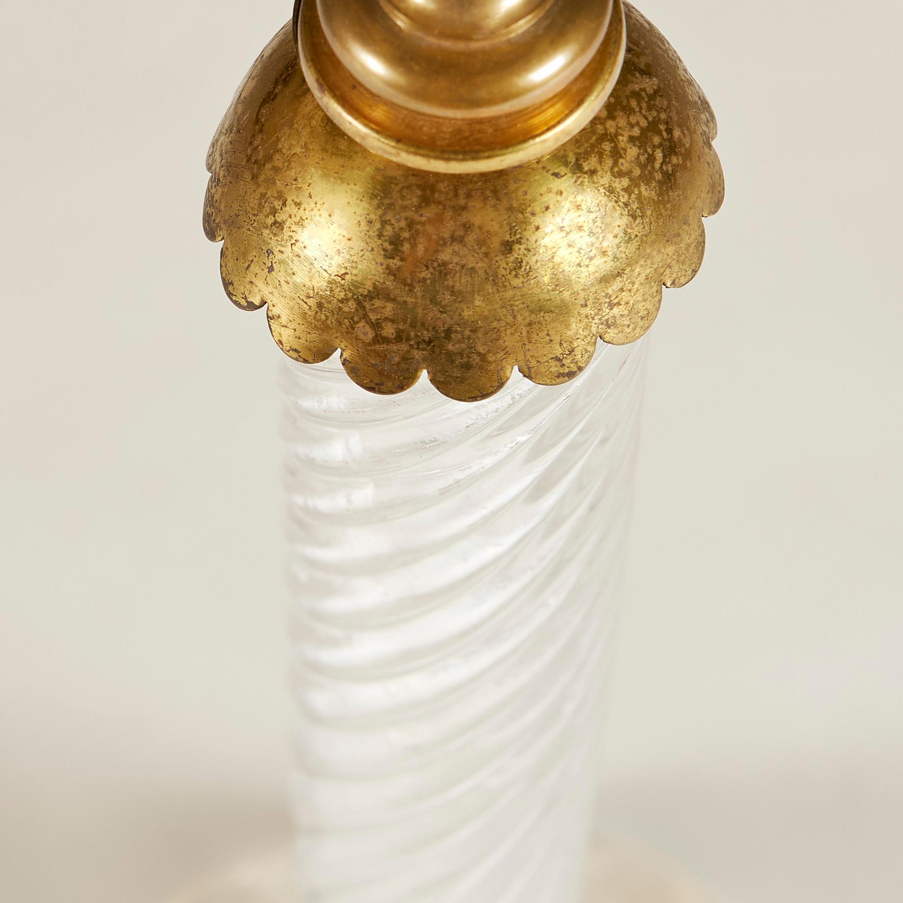 Italienische dekorative Murano-Glas-Tischlampe aus den 1950er Jahren im Angebot 1