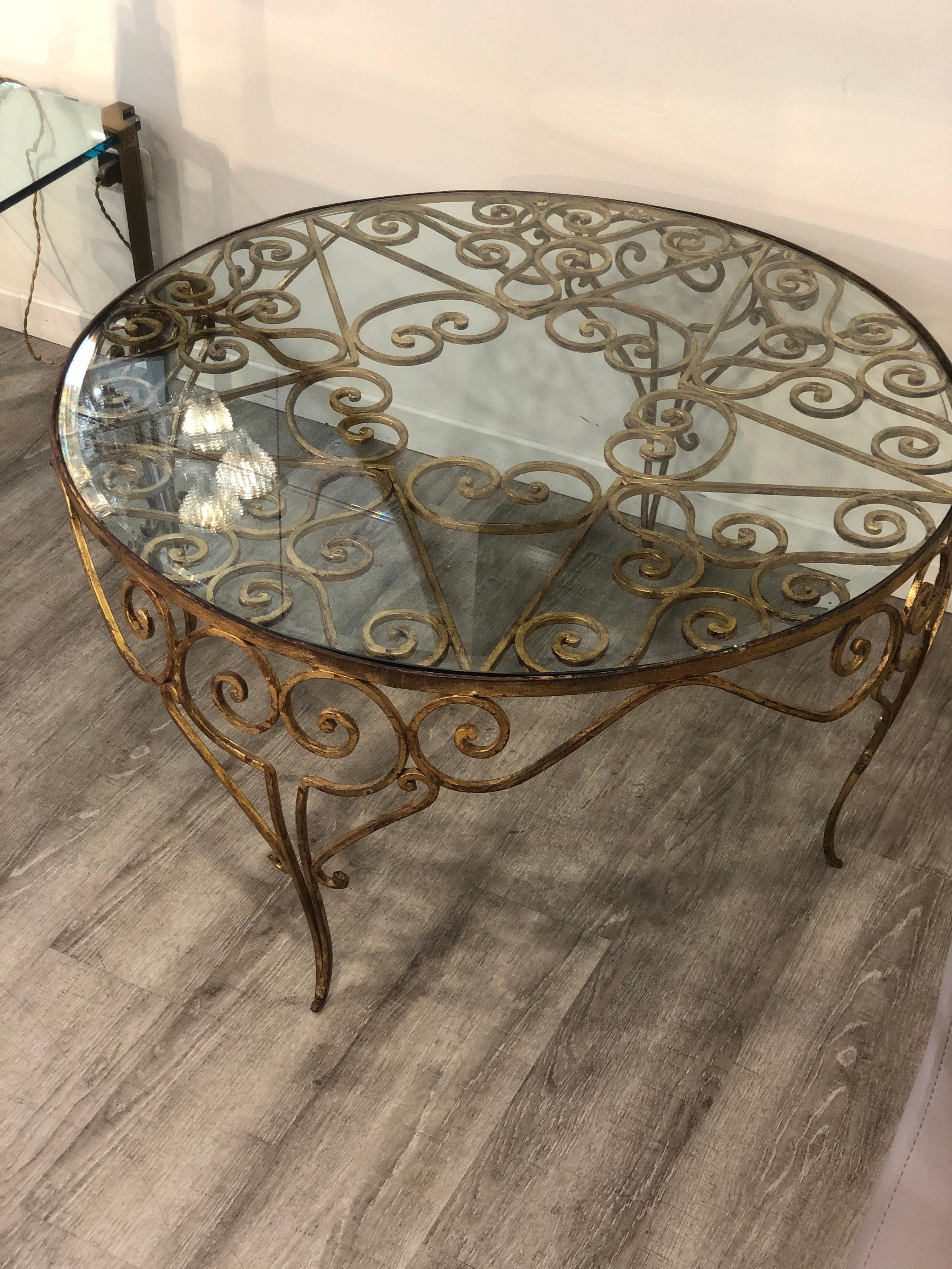 Italian 1950s Decorative Rounded Golden Wrought Iron Crystal Top Coffee Table 9