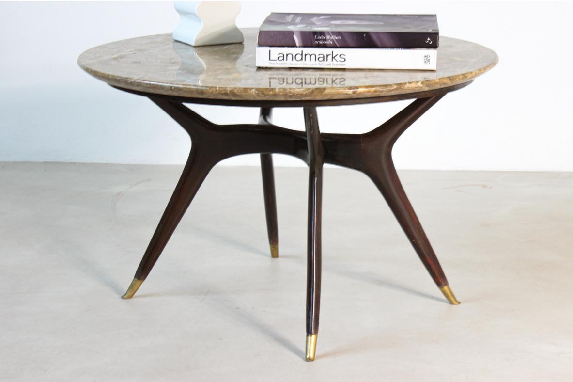 Mid-Century Modern Table basse italienne élégante des années 1950 en acajou foncé  en vente