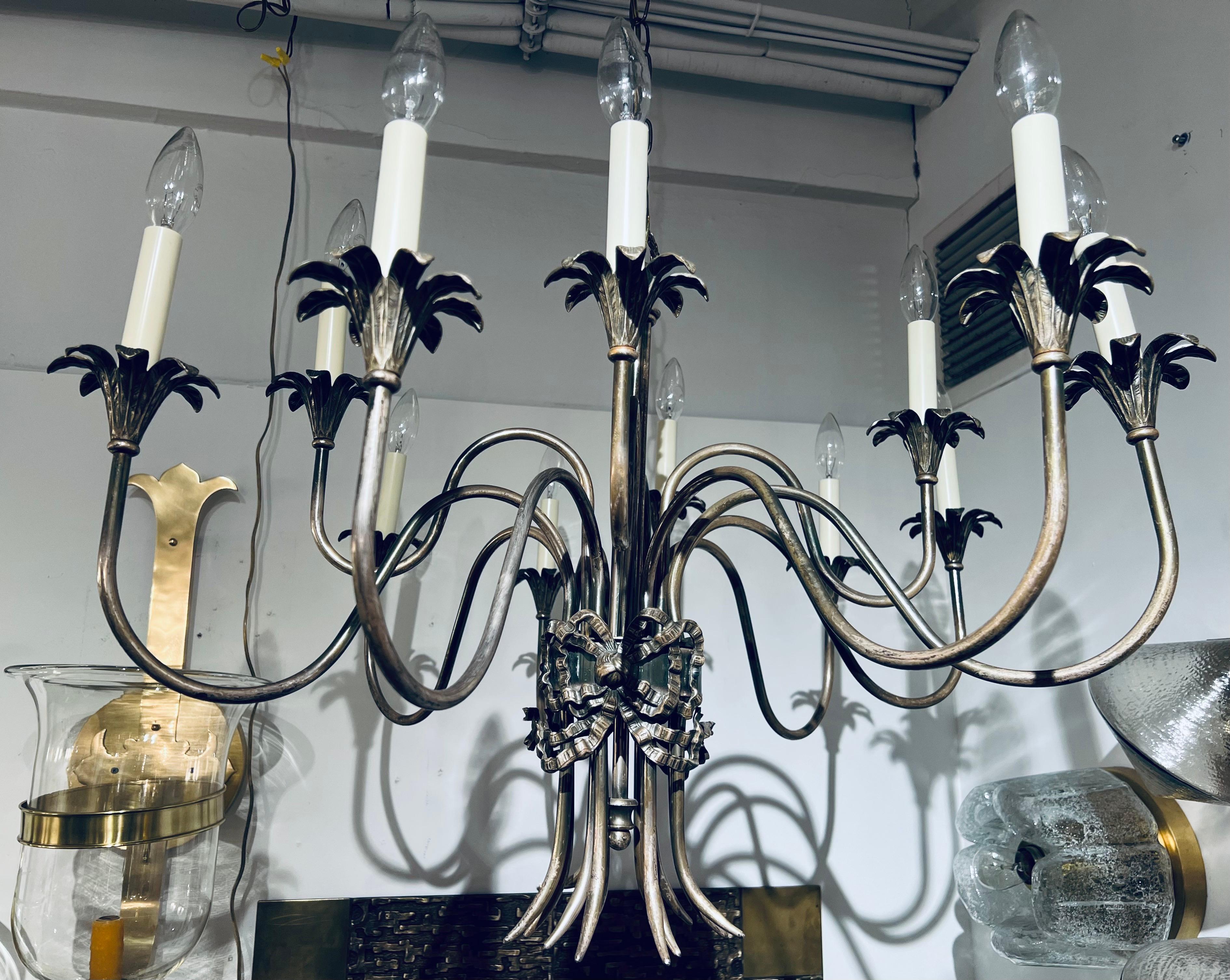 Italian 1950s Empire Silvered Swooping Chandelier In Excellent Condition For Sale In New York, NY
