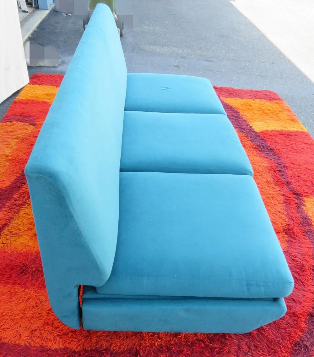 Rare Italian 1950s Era Mid-Century Modern MCM daybed sleep sofa settee couch

Measures: 31 1/2