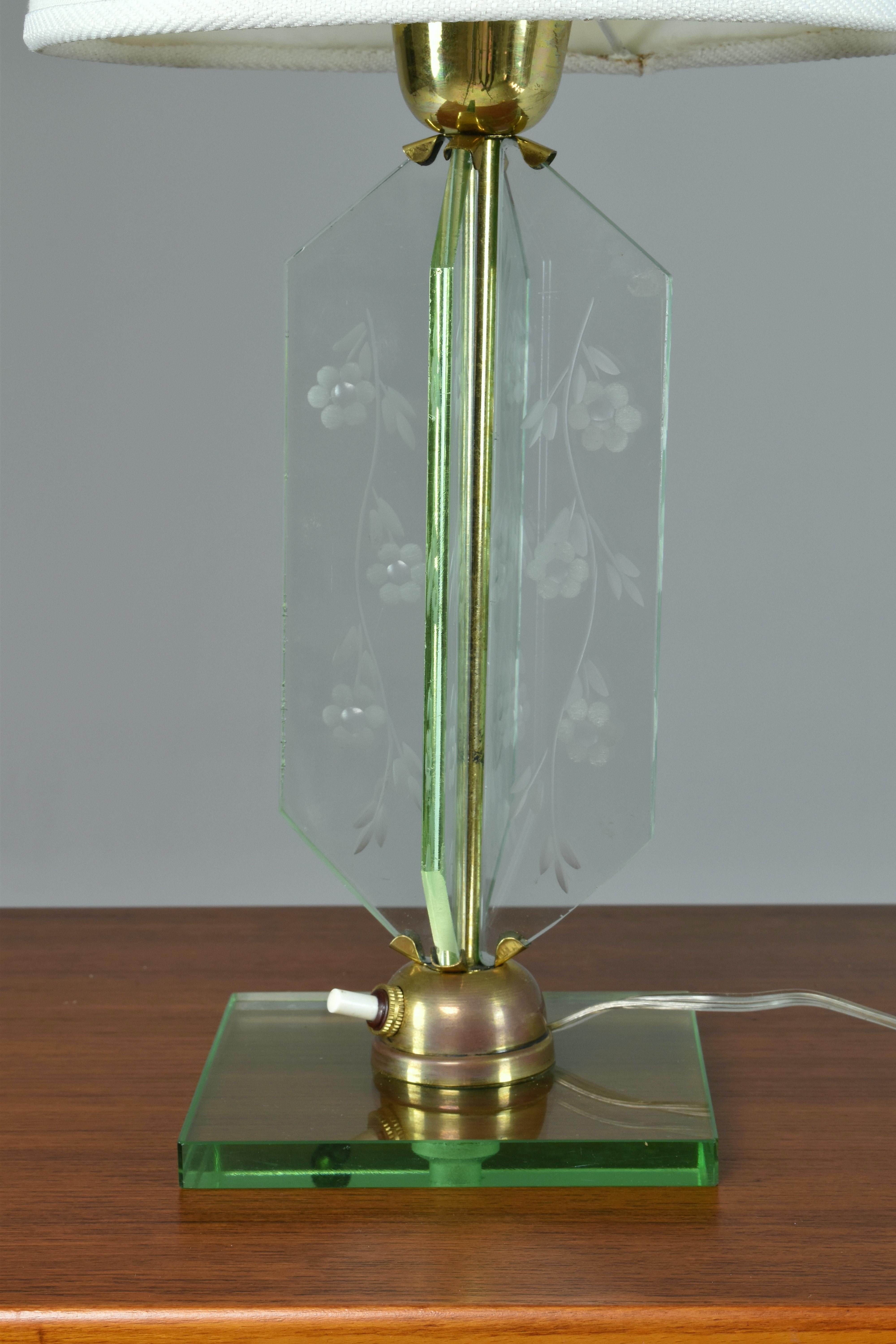 Brass Italian 1950's Glass Flower Engraved Table Lamp Fontana Arte Style For Sale