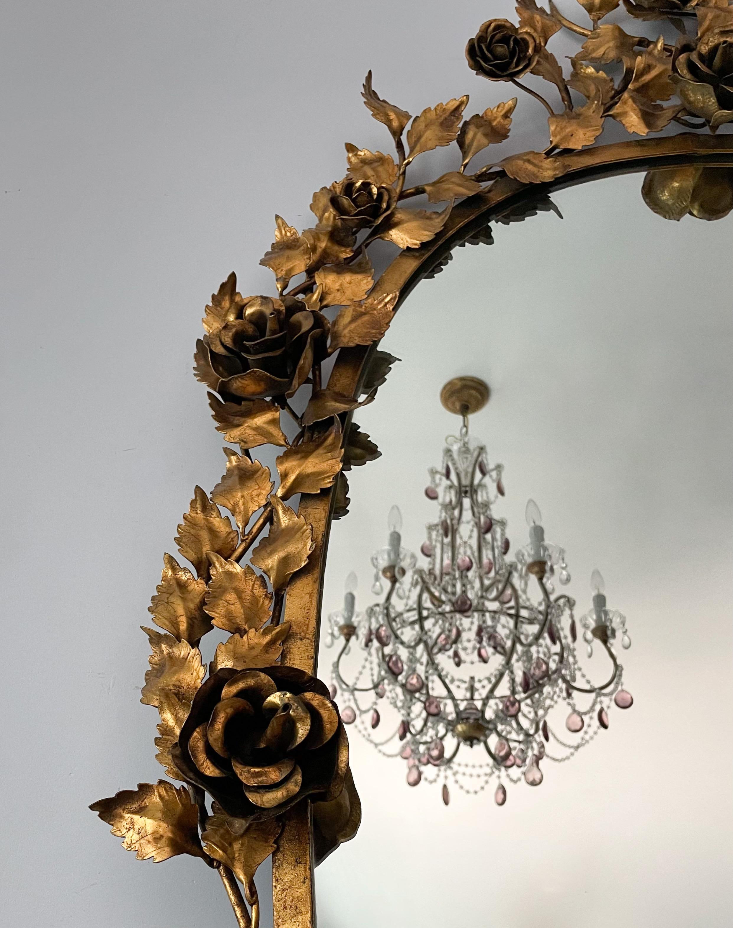 Italian 1950s Gilt Tole Mirror In Good Condition In Los Angeles, CA