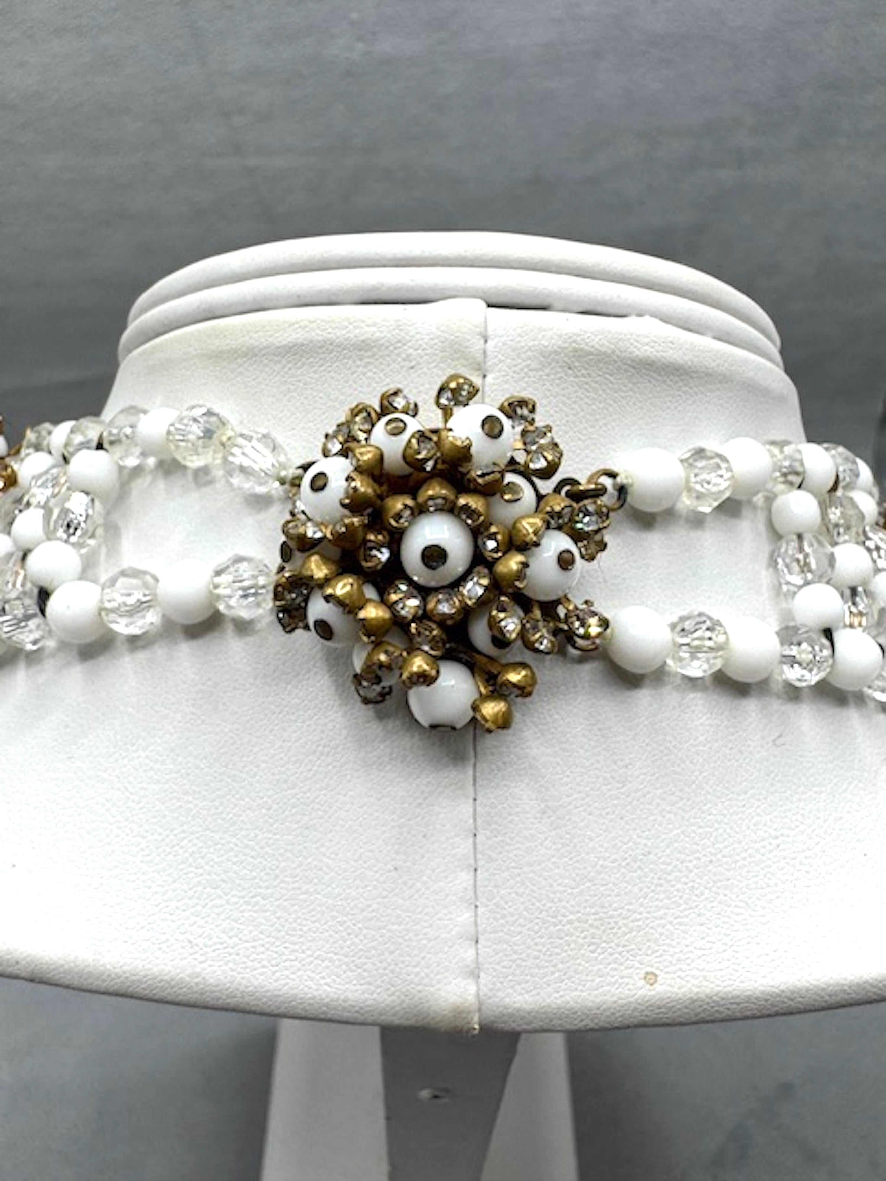 Italian 1950s Gold, Rhinestone & White Bead Collar Necklace, Bijoux LoSa For Sale 13