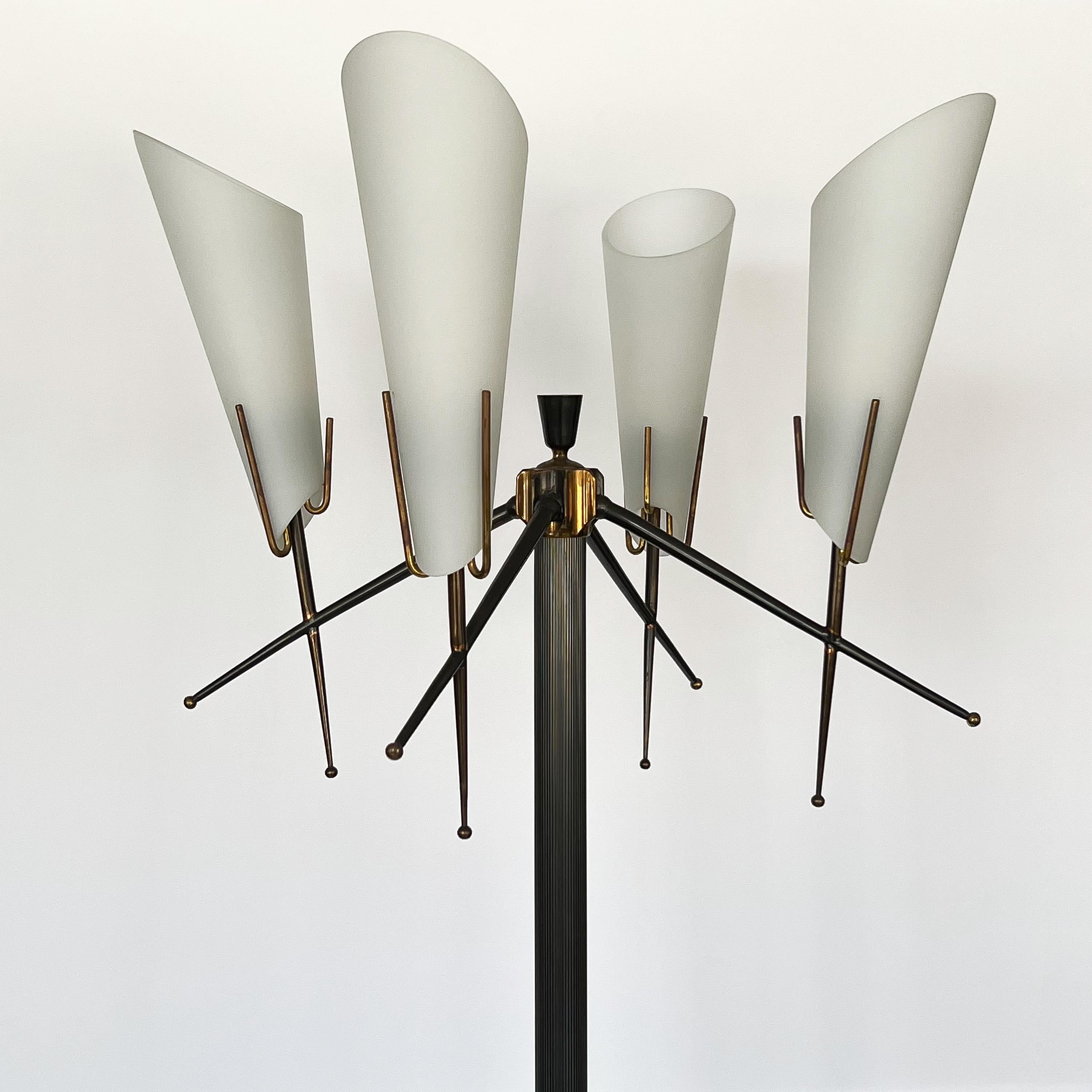 Italian 1950s Gunmetal and Brass Four Light Floor Lamp In Good Condition In Chicago, IL