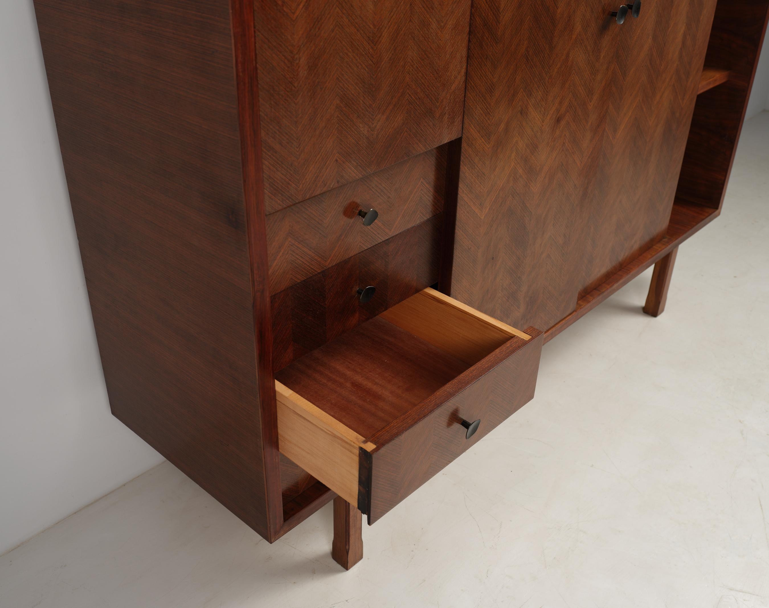 Italian 1950s High Cabinet with Chevron Veneer and Functional Storage For Sale 2