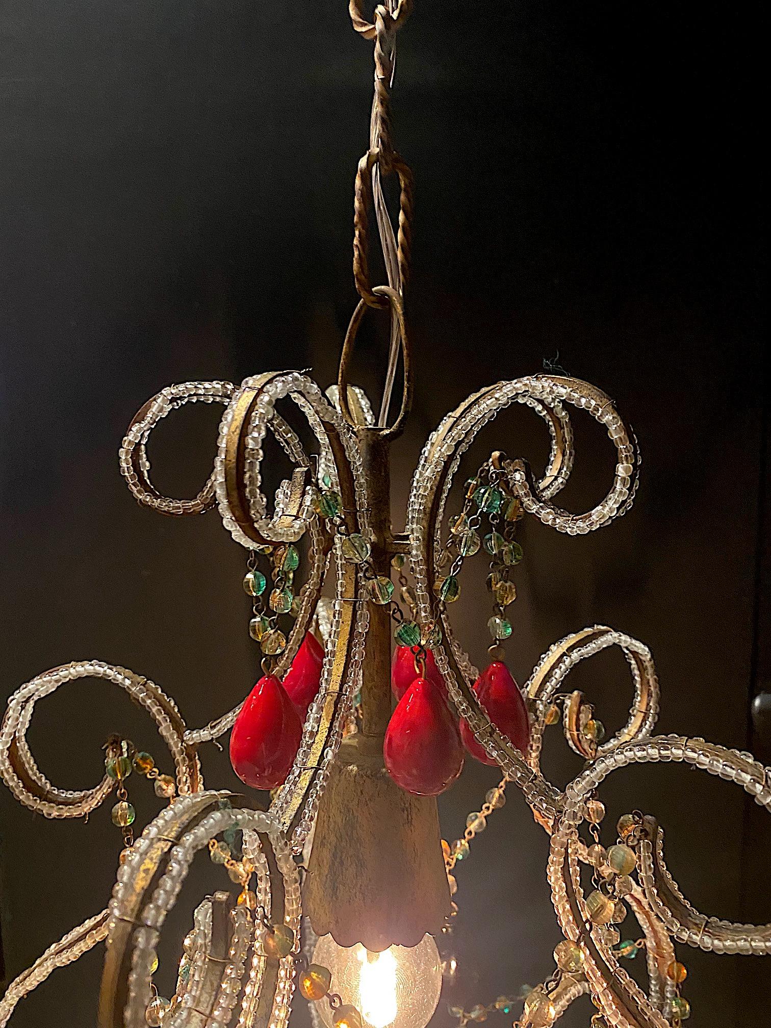 Italian 1950s Hollywood Regency Pendant Light with Venetian Fruits and Beads For Sale 1
