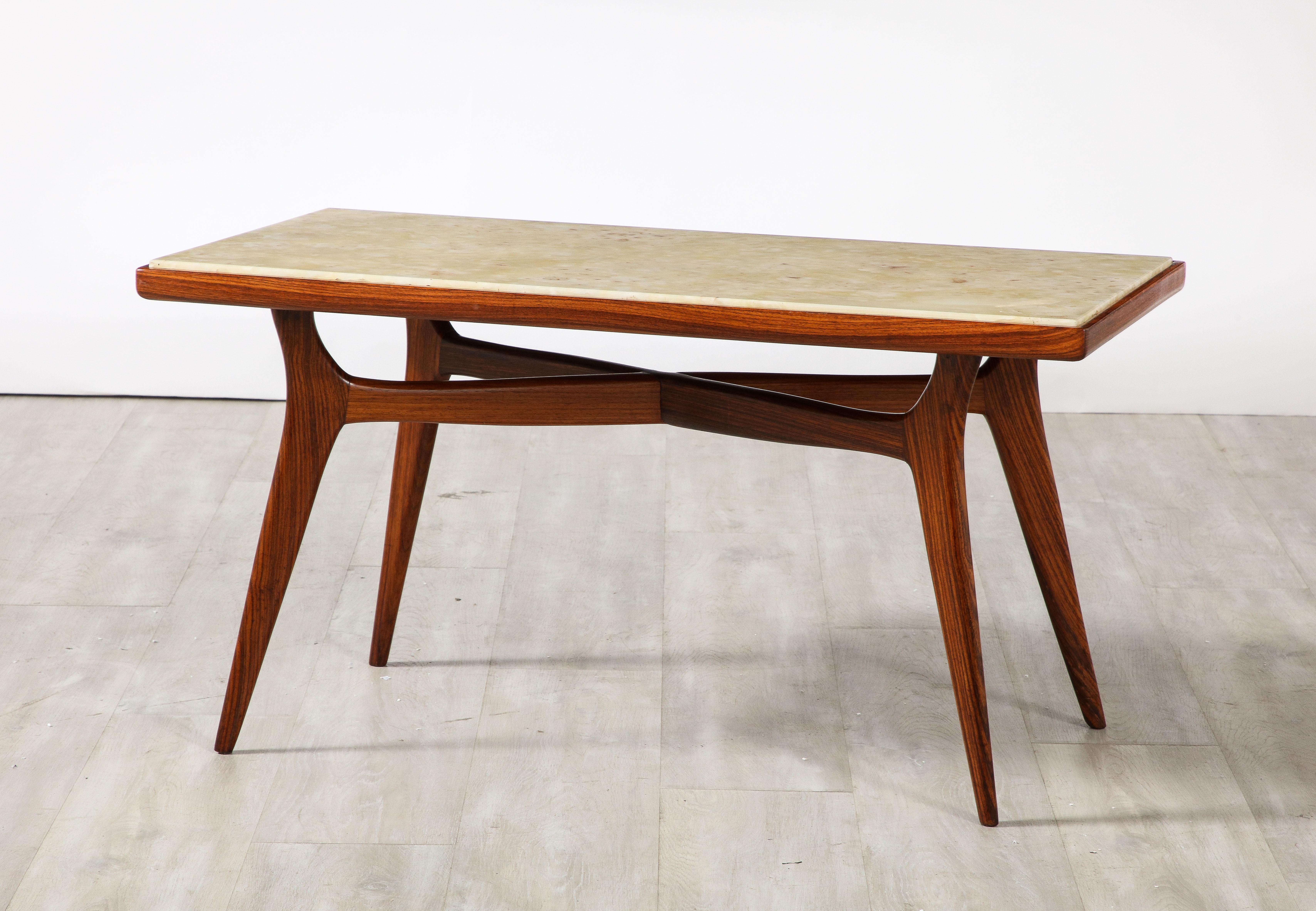 Italien 1950's Ico Parisi Att. Table basse avec plateau en onyx en vente 7