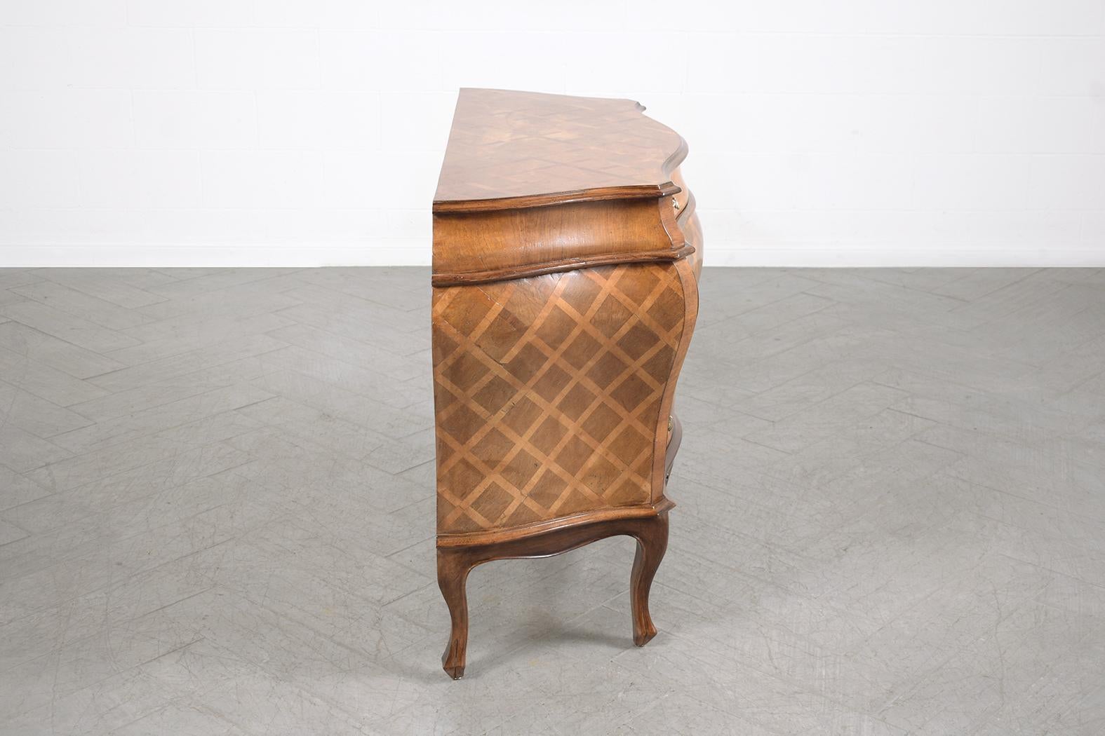 Italian Vintage Commode: Restored Wood and Marquetry Veneer Bombay Chest 5