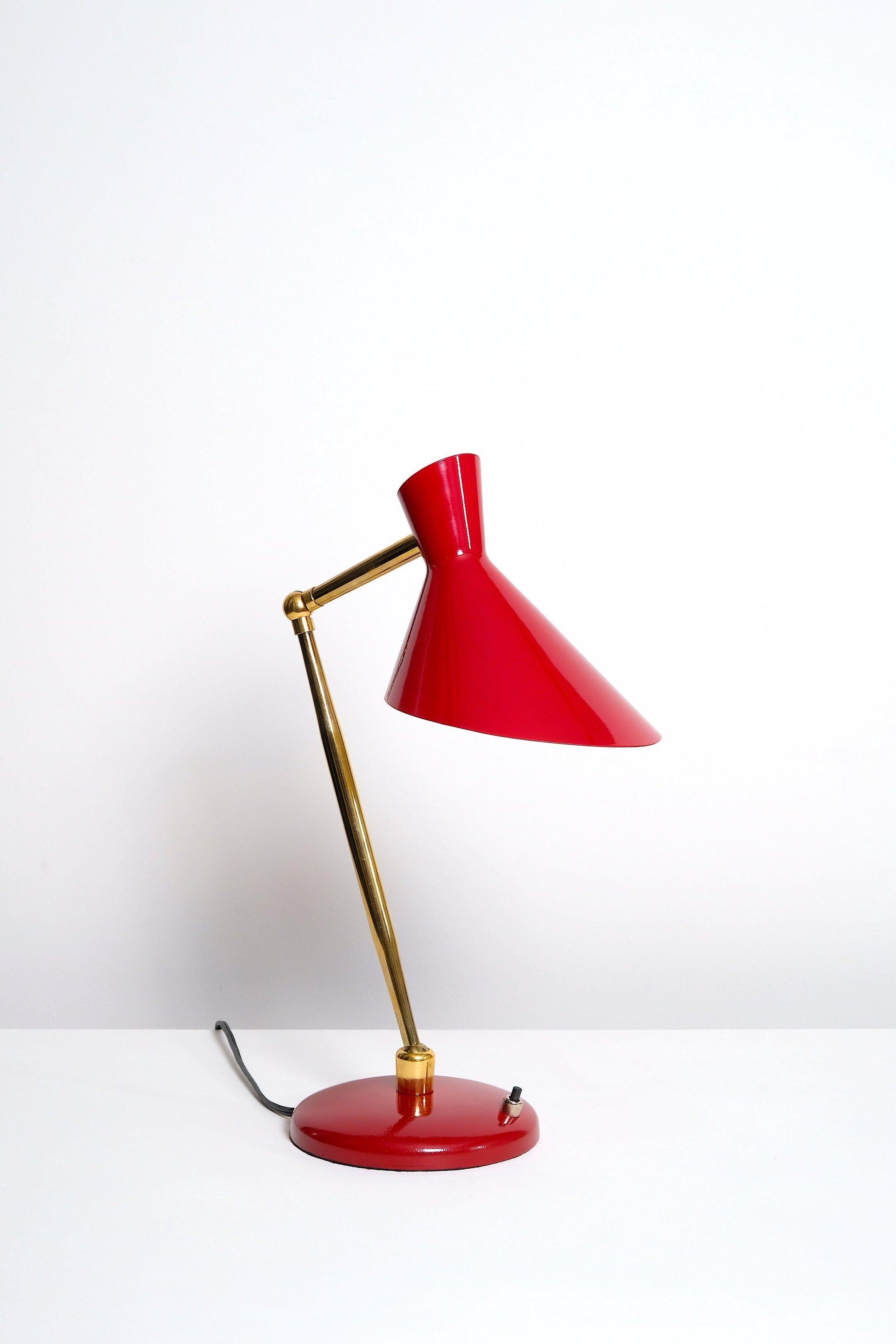 Italian 1950's Ministeriale Desk Lamp In Good Condition For Sale In Montréal, QC