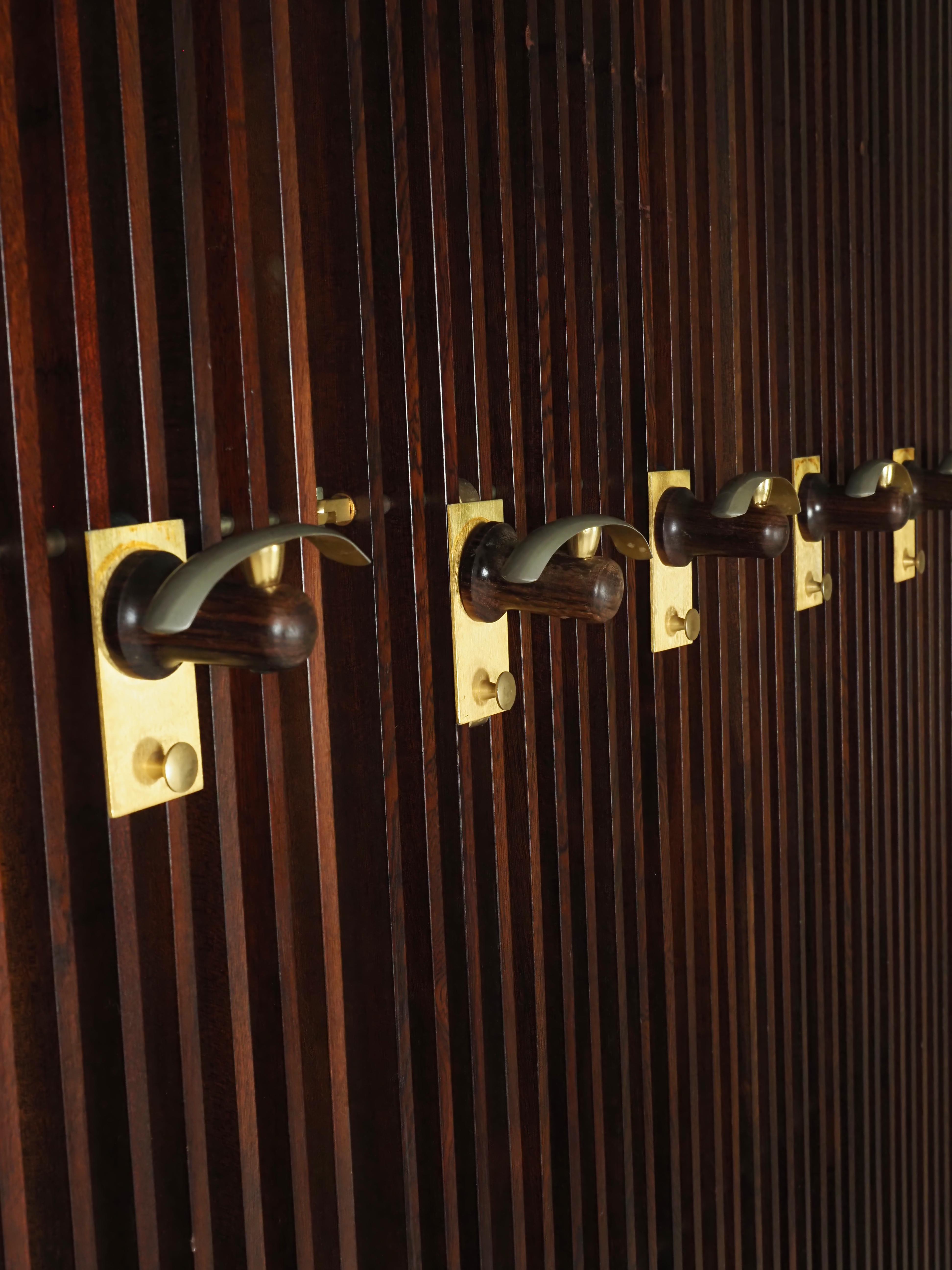 Italian 1950's modular coat rack. One of the most beautiful wall coat racks. Modular haning system