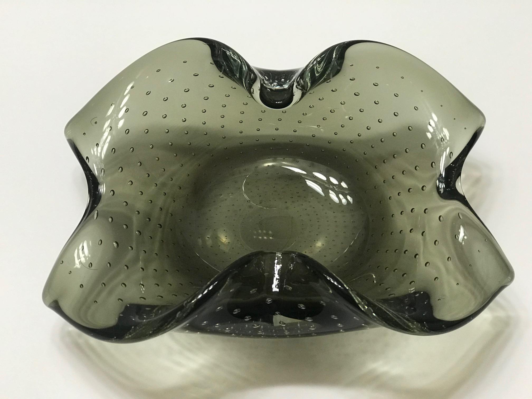 Italian 1950s Murano Glass Bowl with Organic Form and Controlled Bubbles 1