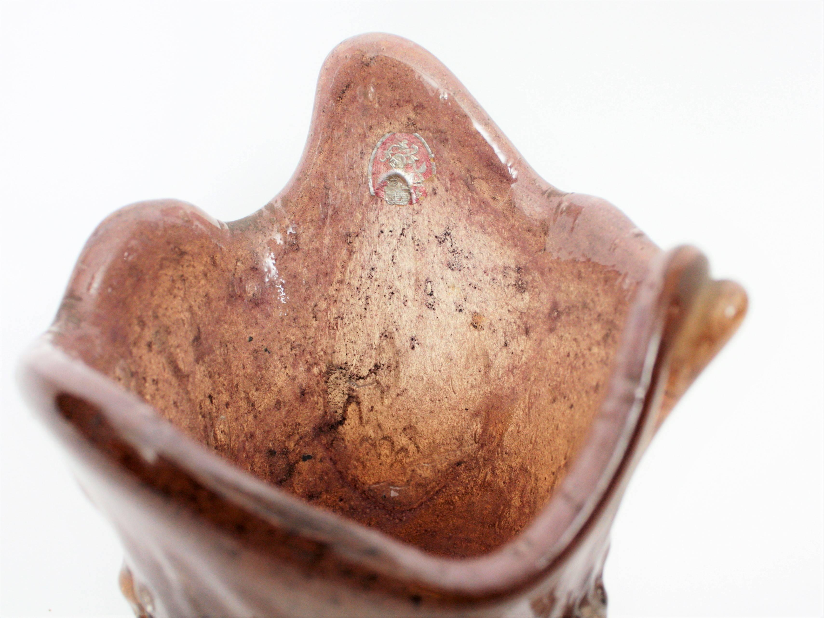 Hand-Crafted Midcentury Italian Murano Art Glass Fazzoletto Vase For Sale